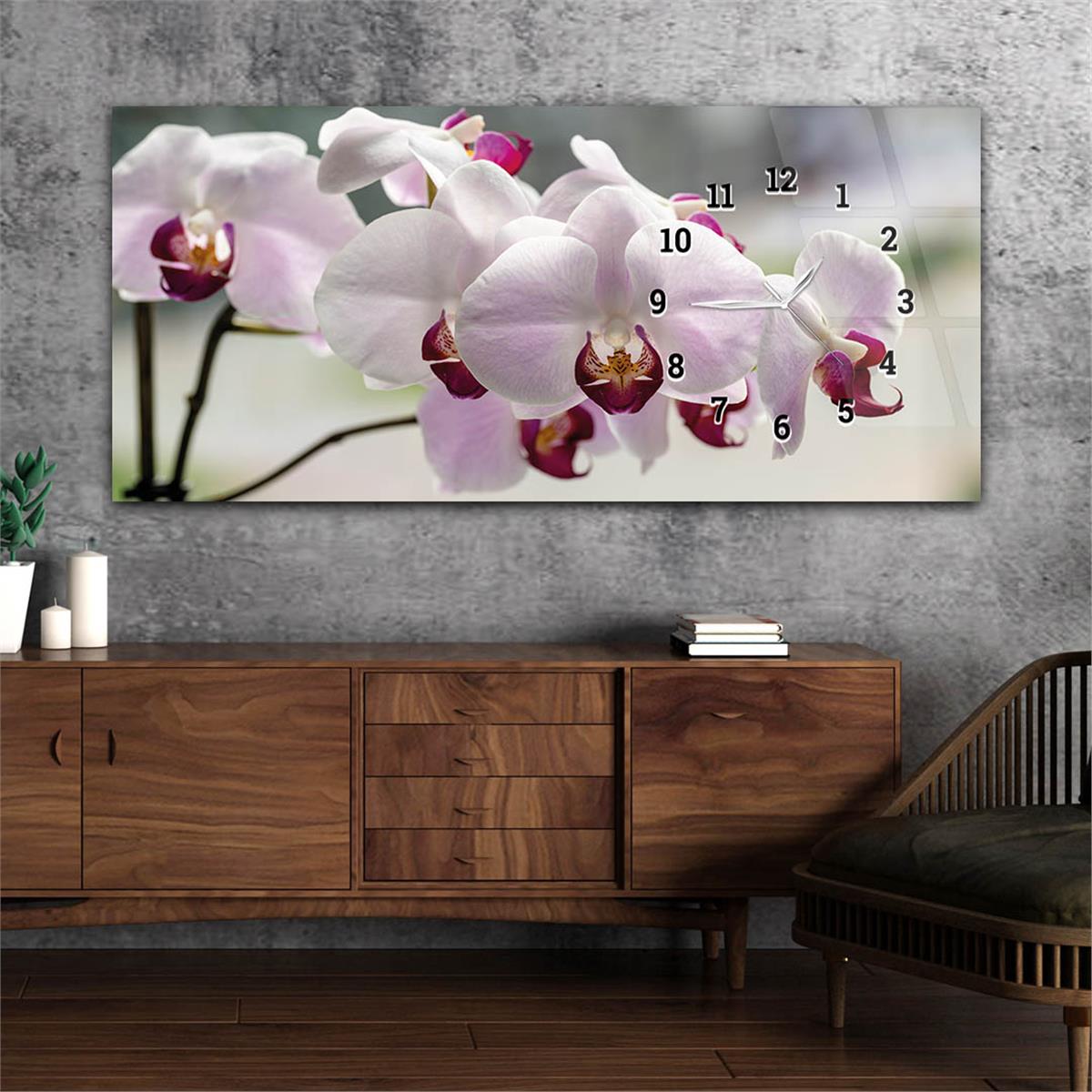 Horizontal bedrucktes Glas mit Kunst und Naturthema und einer Uhr an der Seite 202