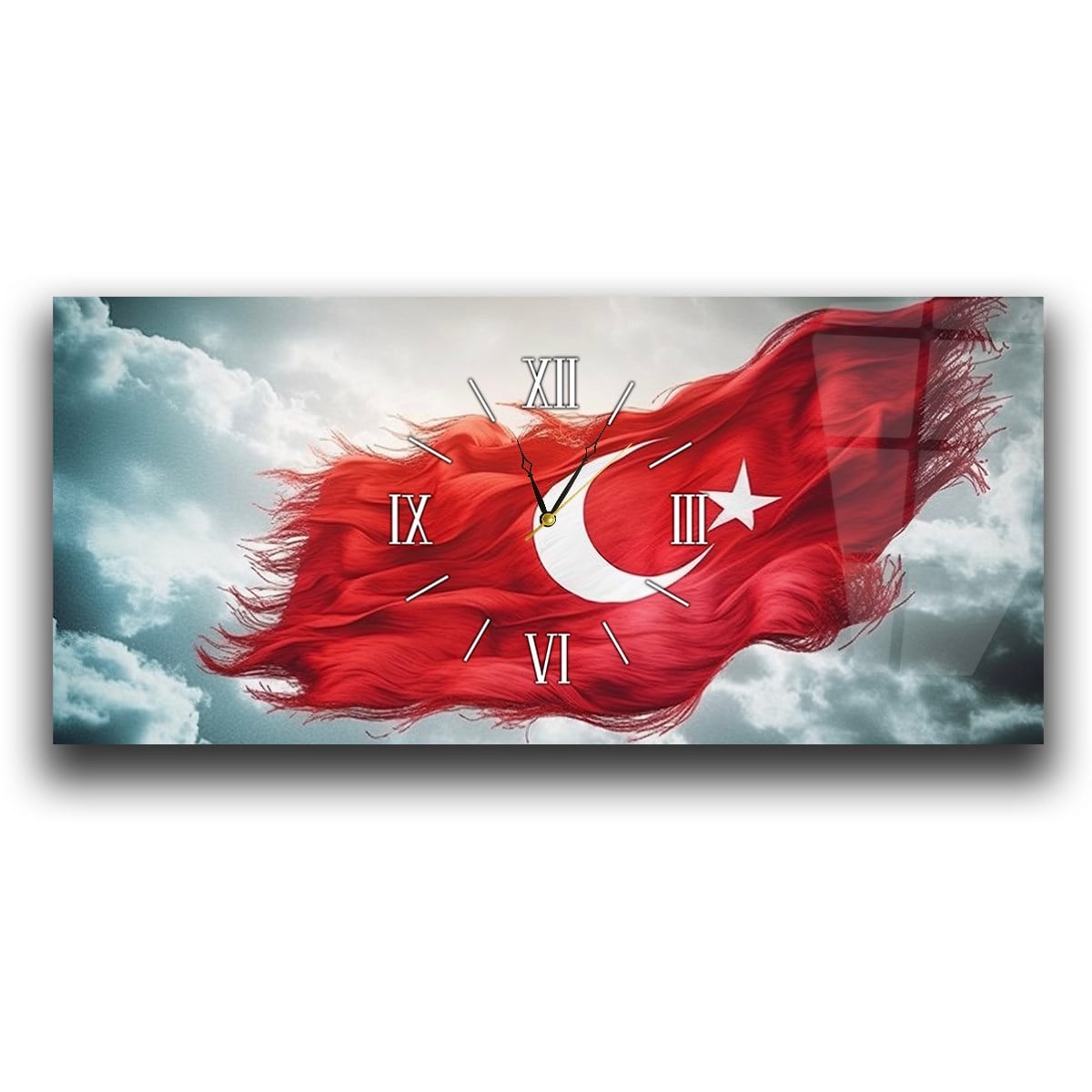 Bulutlar Arasında Dalgalanan Türk Bayrağı Saatli  Cam Tablo 079