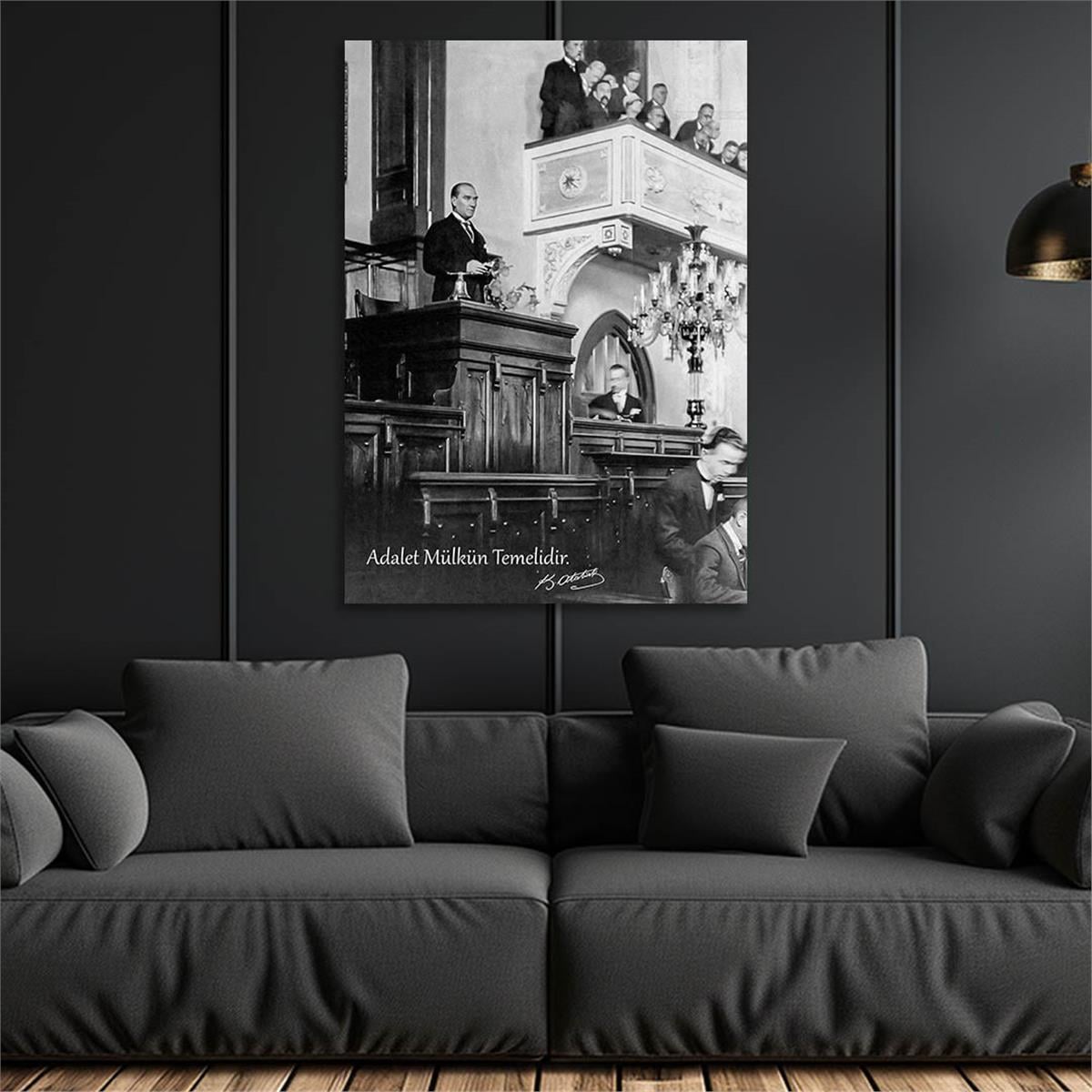 Dikey VatanTemalı Cam Tablo 289