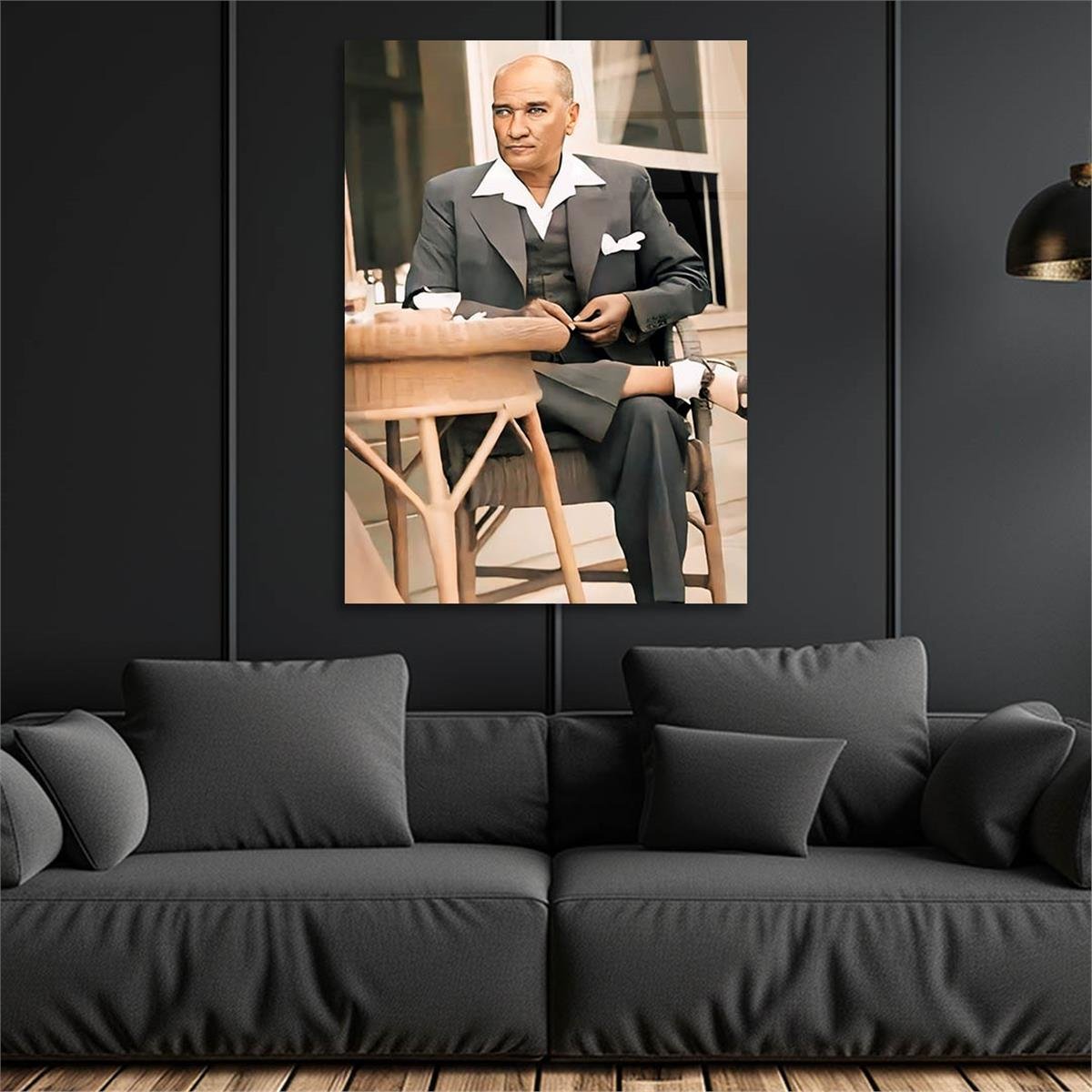 Dikey VatanTemalı Cam Tablo 137