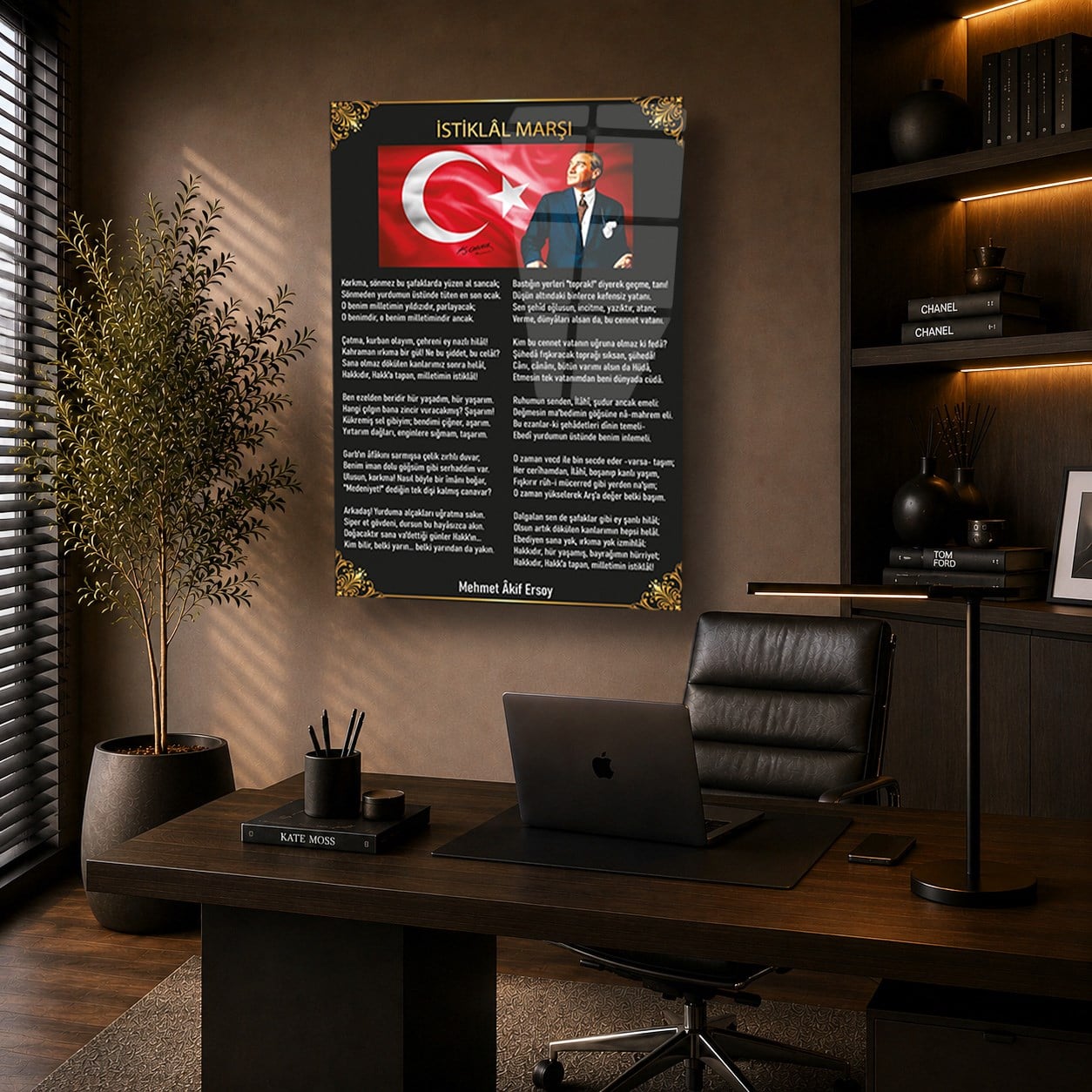 İSTİKLAL MARŞI YAZILI CAM TABLO