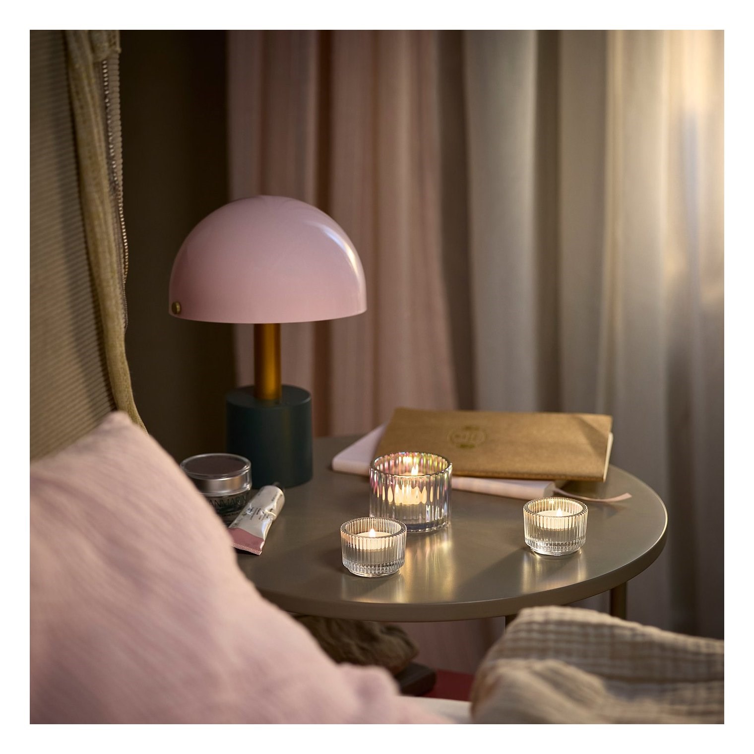 IKE LOTSFAGEL KOKULU TEALİGHT MUM UÇUK PEMBE 3.5 SAAT PEMBE ÇİÇEKLER 40608708