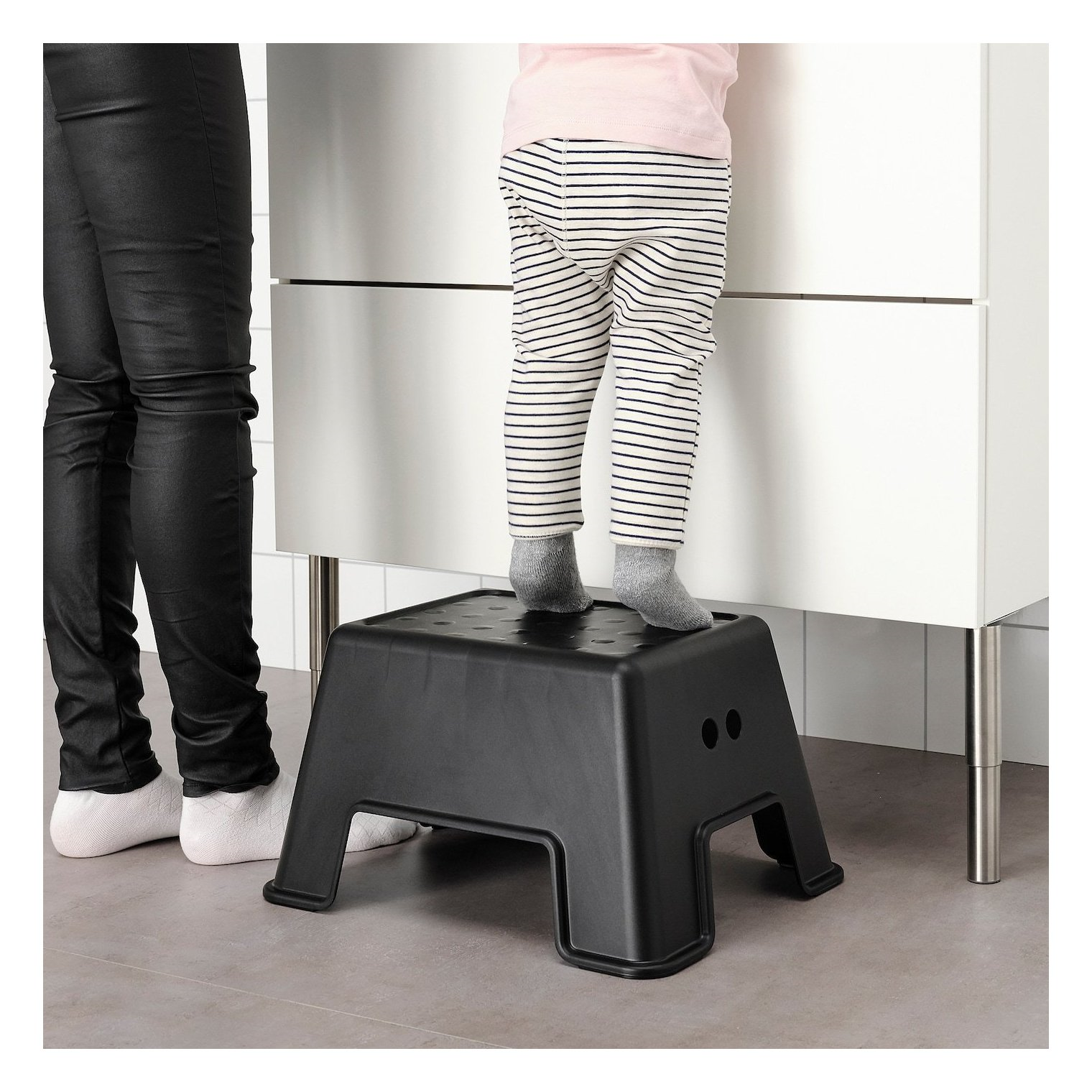 Ikea Bolmen Tabure Siyah 44x35x25 Cm 70602093