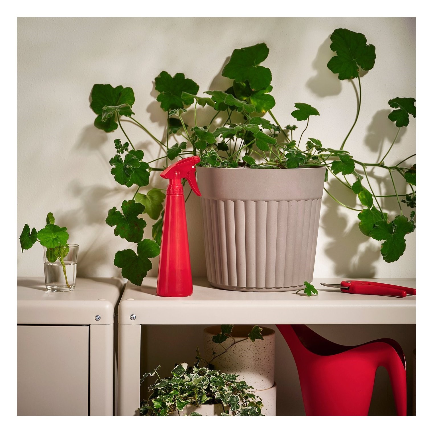 Ikea Tomat Sprey Şişesi Parlak Kırmızı 35 ml10611991