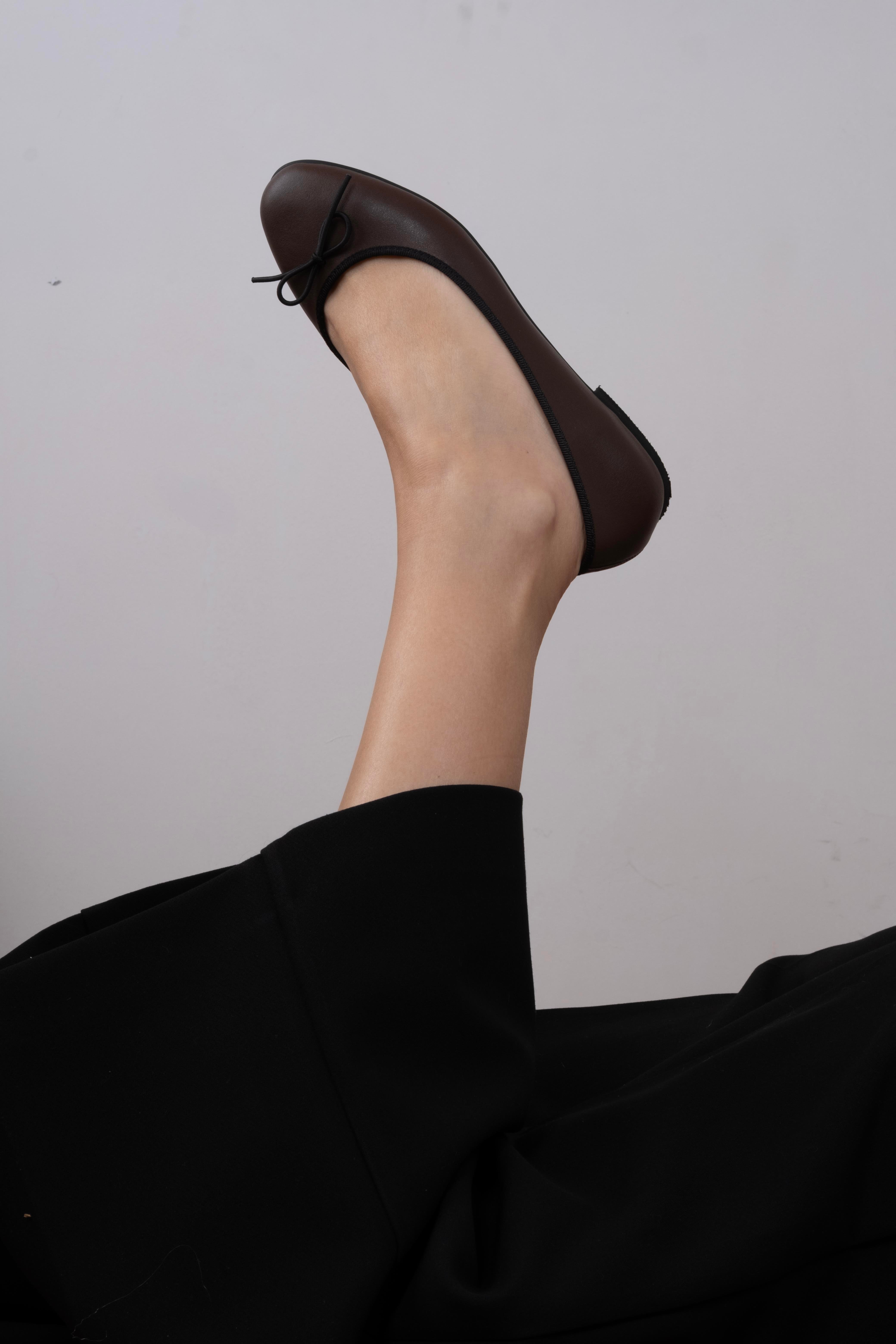 Deny Model Kurdele Detaylı Babet Acı Kahve