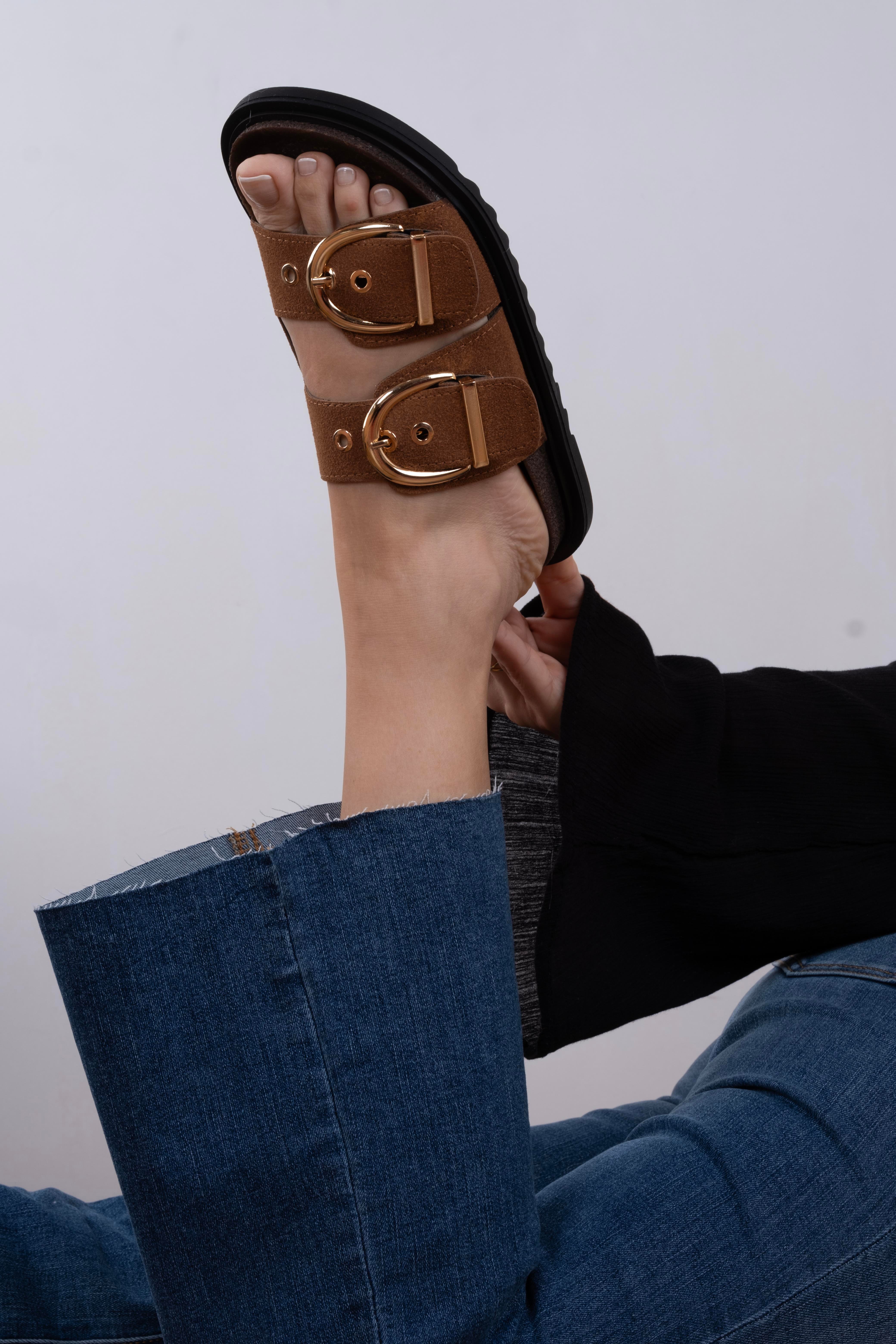 Ganie Model İki Kemerli Terlik Taba Süet
