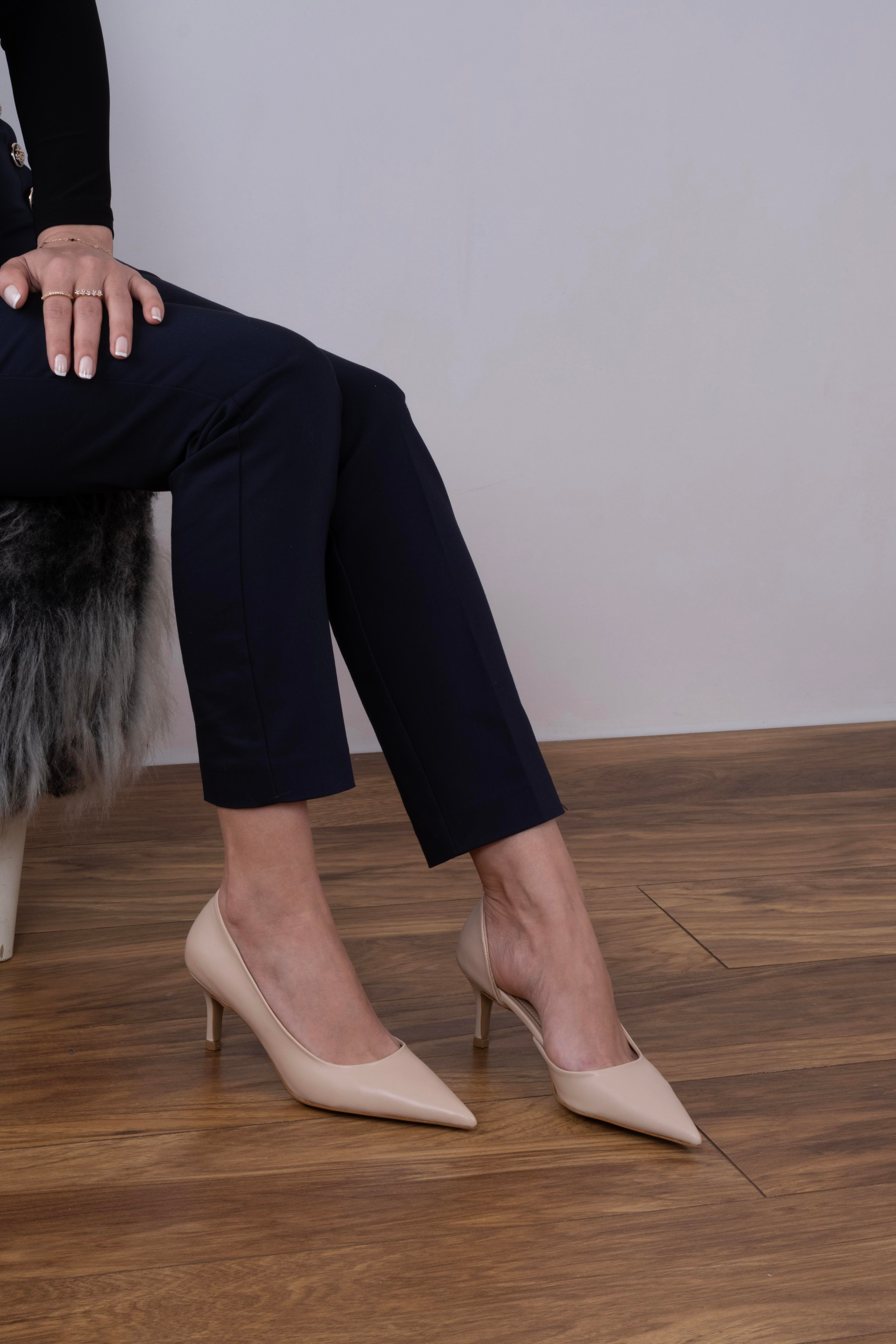Mayli Model Kısa Topuklu Ayakkabı Ten