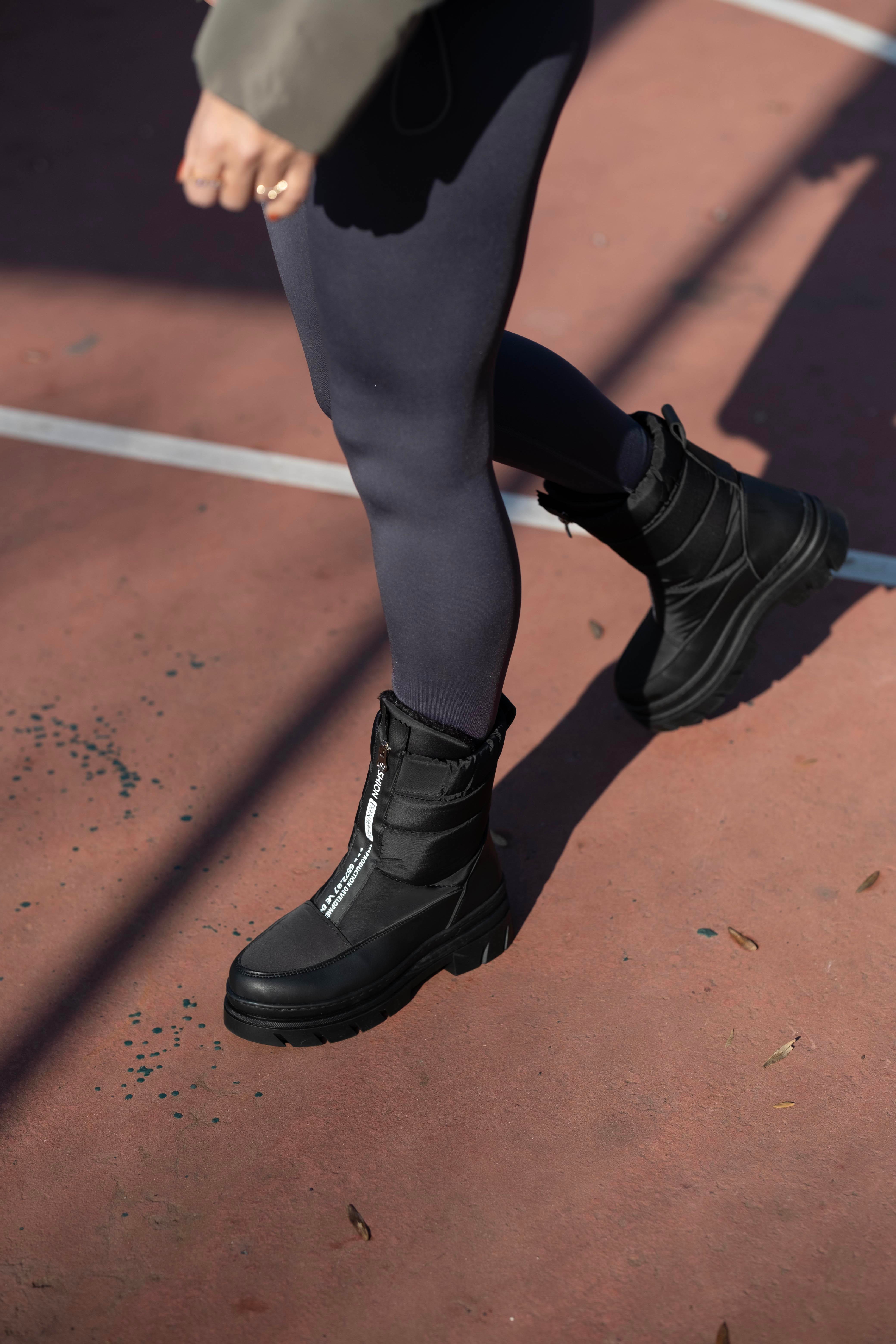 Teday Model Kar Botu Siyah