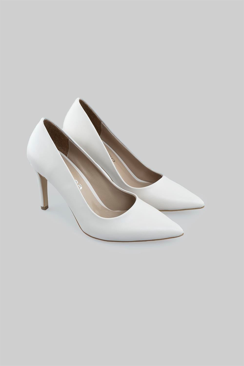 Venüs Model Özel Seri Klasik Stiletto Bej