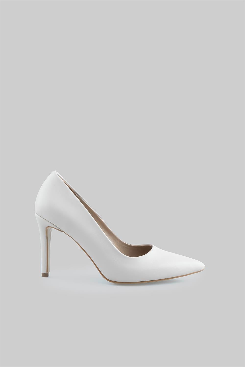Venüs Model Özel Seri Klasik Stiletto Bej