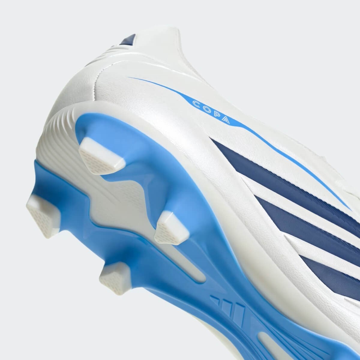 Adidas Copa Pure IV Club FG/MG Çim Saha / Çoklu Zemin Kramponu - Beyaz / Mavi