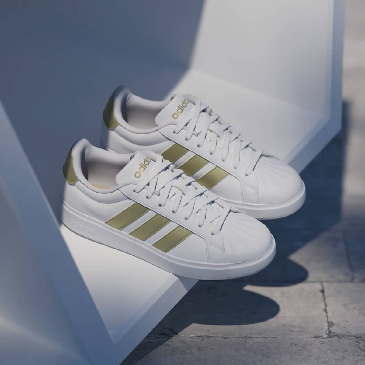 Adidas Streettalk Kadın Sneaker - Beyaz / Gold