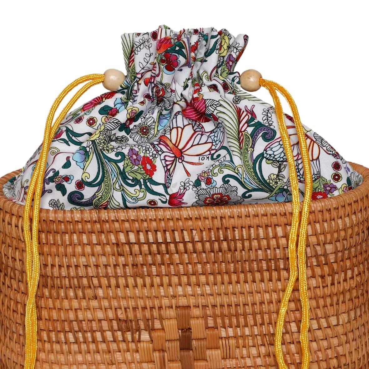 Bagoist 22 cm Büzgülü Silindir Rattan Çanta