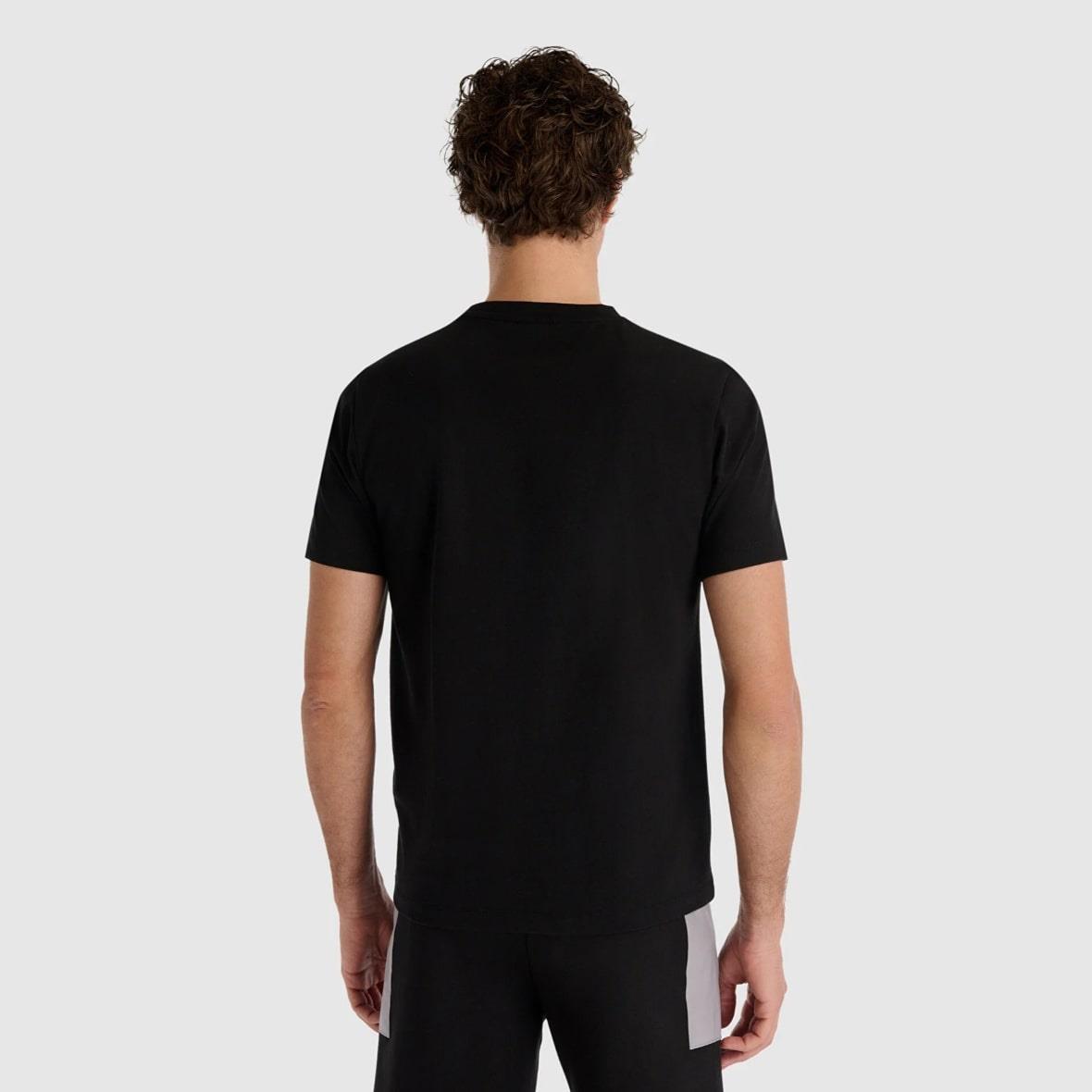 New Balance MNT1516-BK Erkek T-Shirt - Siyah