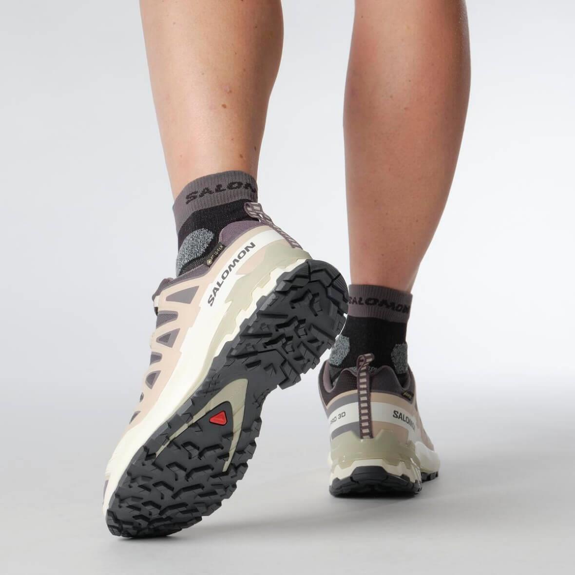 Salomon XA PRO 3D V9 GTX W Gore-Tex Kadın Outdoor Ayakkabı - Mürdüm / Ekru