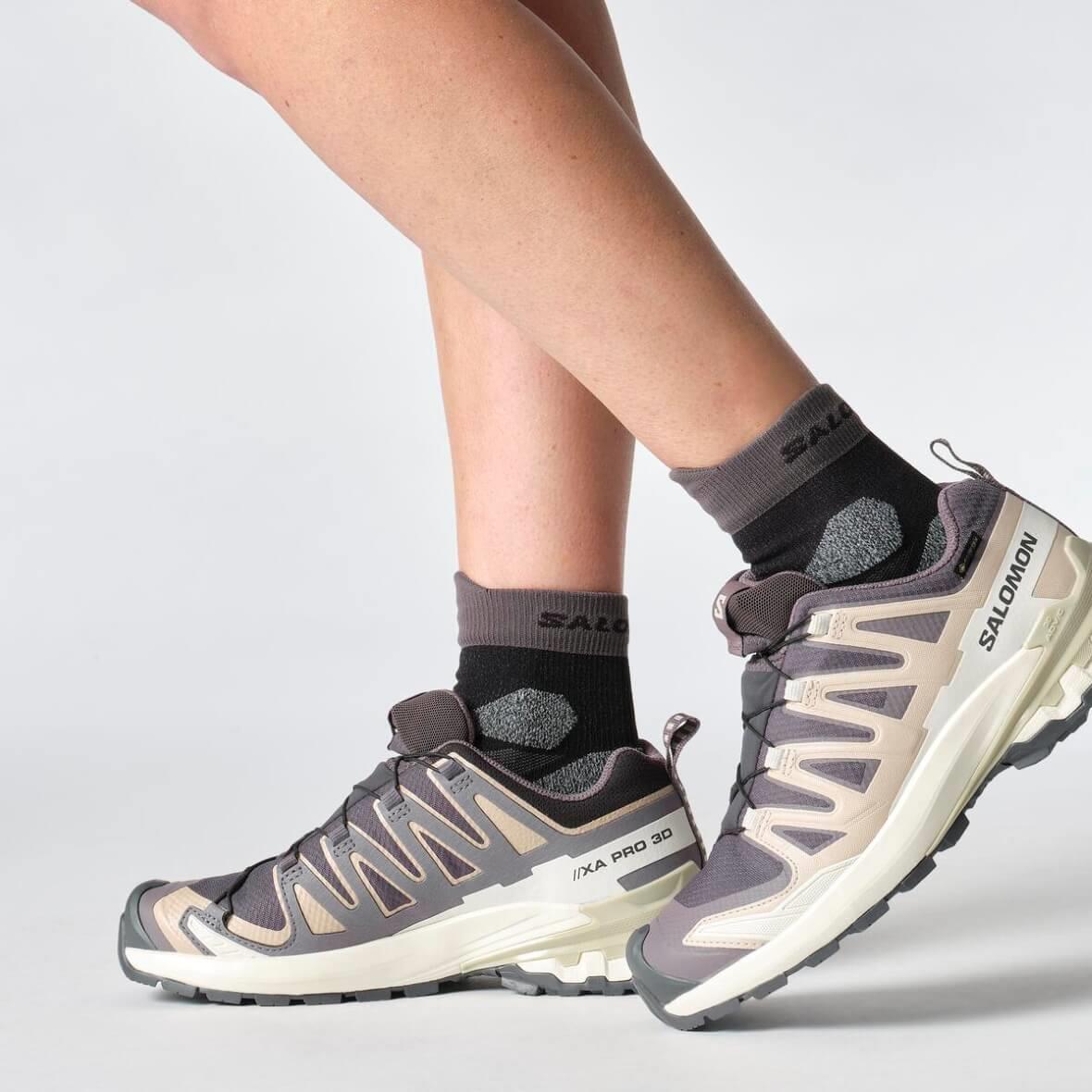 Salomon XA PRO 3D V9 GTX W Gore-Tex Kadın Outdoor Ayakkabı - Mürdüm / Ekru