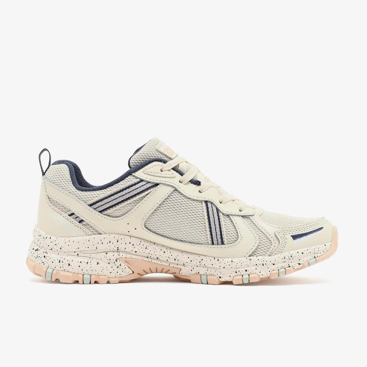 Skechers Hillcrest 149820TK OFNV Kadın Outdoor Ayakkabı - Ekru