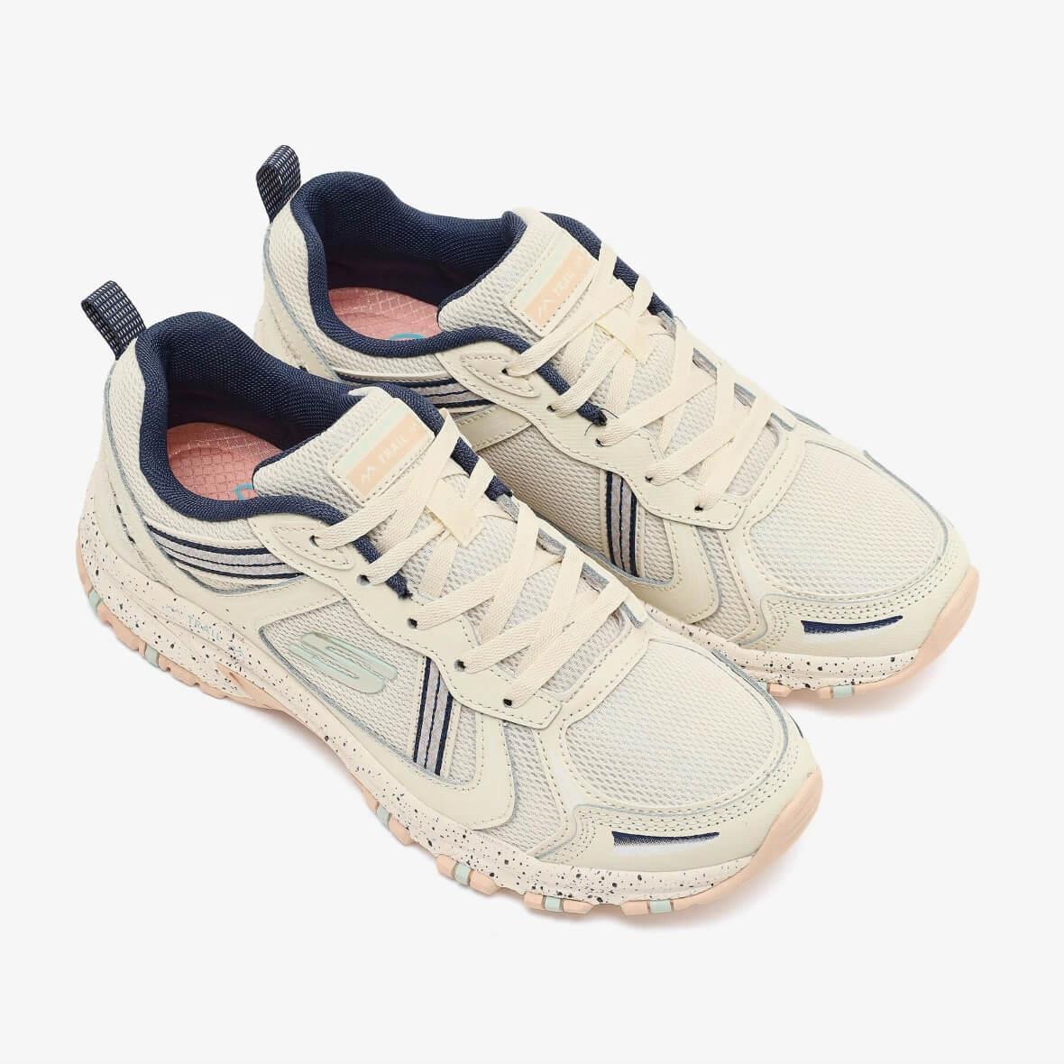 Skechers Hillcrest 149820TK OFNV Kadın Outdoor Ayakkabı - Ekru