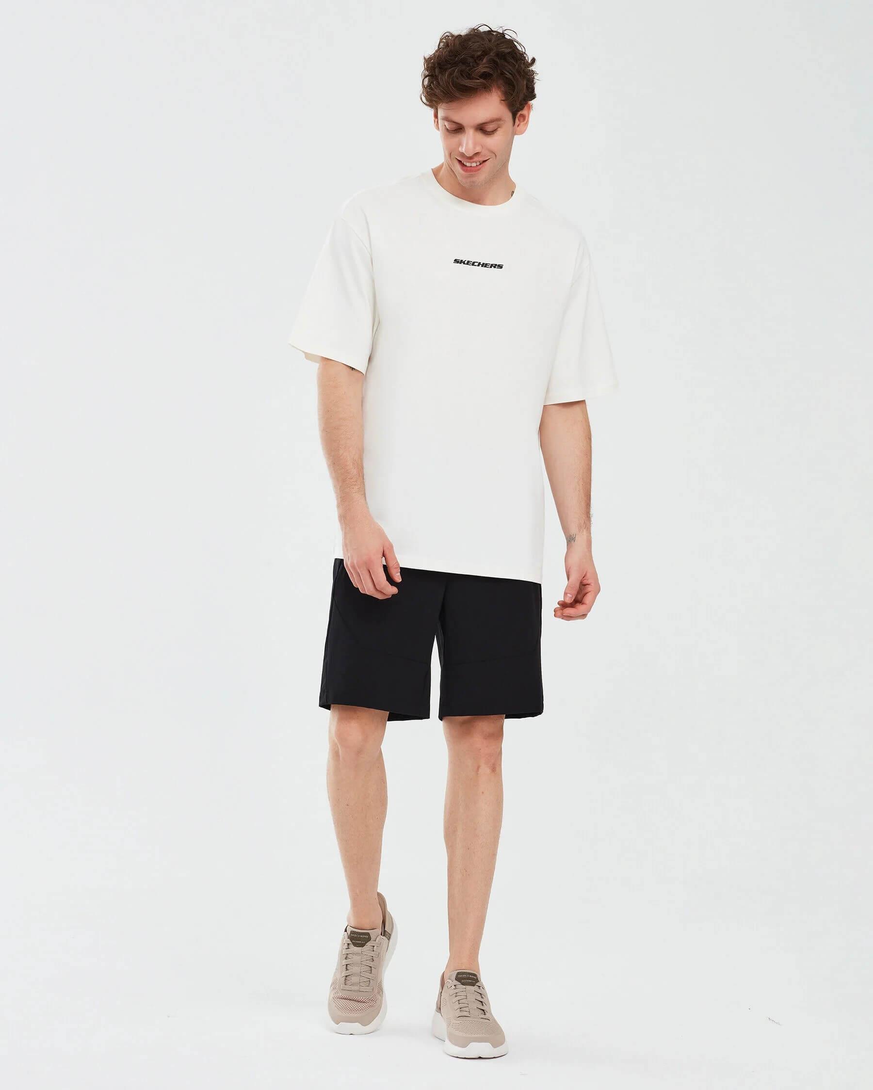 Skechers M Graphic Tee Oversize S232404-102 Erkek T-Shirt - Beyaz
