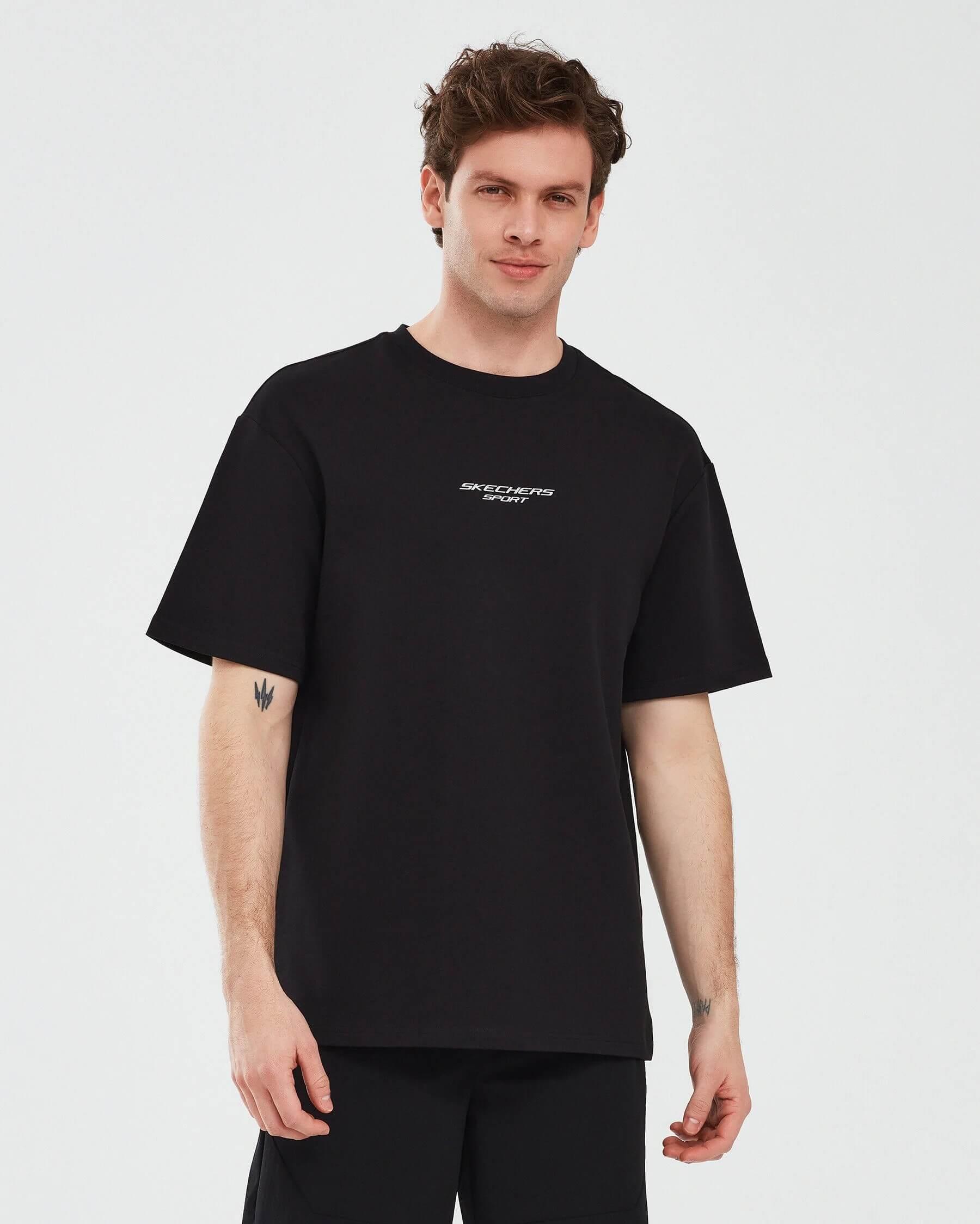 Skechers M Graphic Tee Reflect Logo Oversize S231094-001 Erkek T-Shirt - Siyah