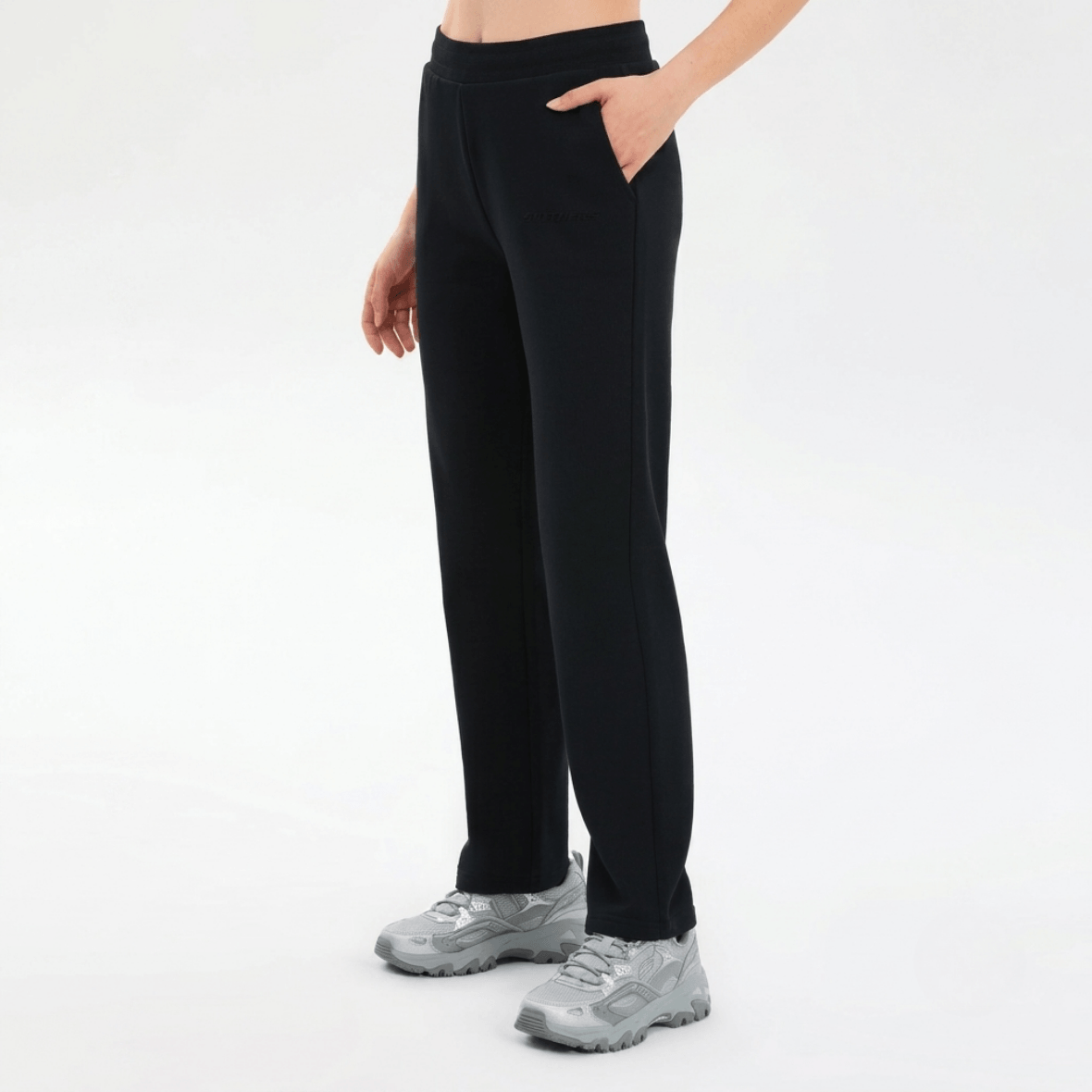 Skechers Skech Sweats Essential Regular Sweatpant S2610003-3817 Kadın Eşofman Altı - Siyah