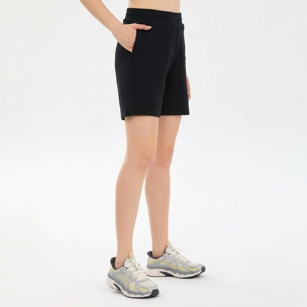 Skechers W Essential 5 inch Sweat Short S2610001-3817 Kadın Şort - Siyah