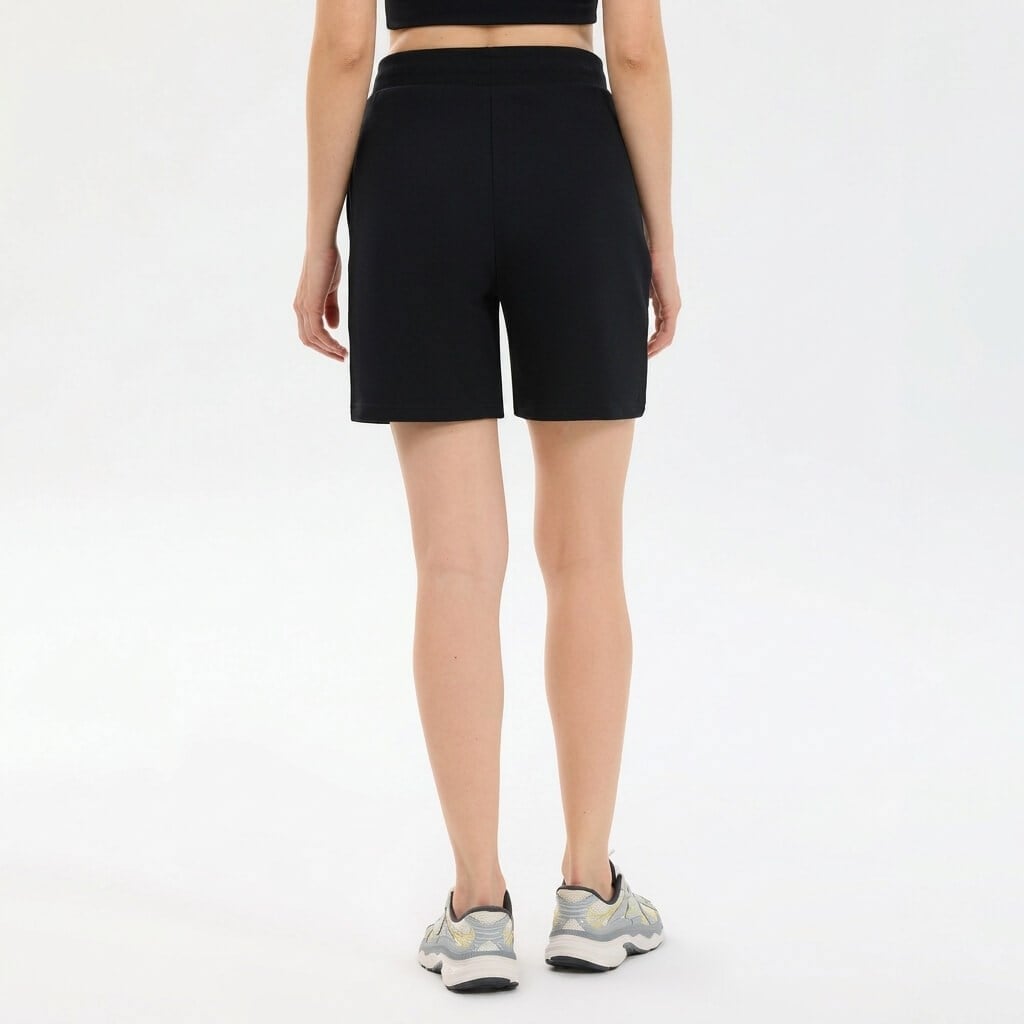 Skechers W Essential 5 inch Sweat Short S2610001-3817 Kadın Şort - Siyah