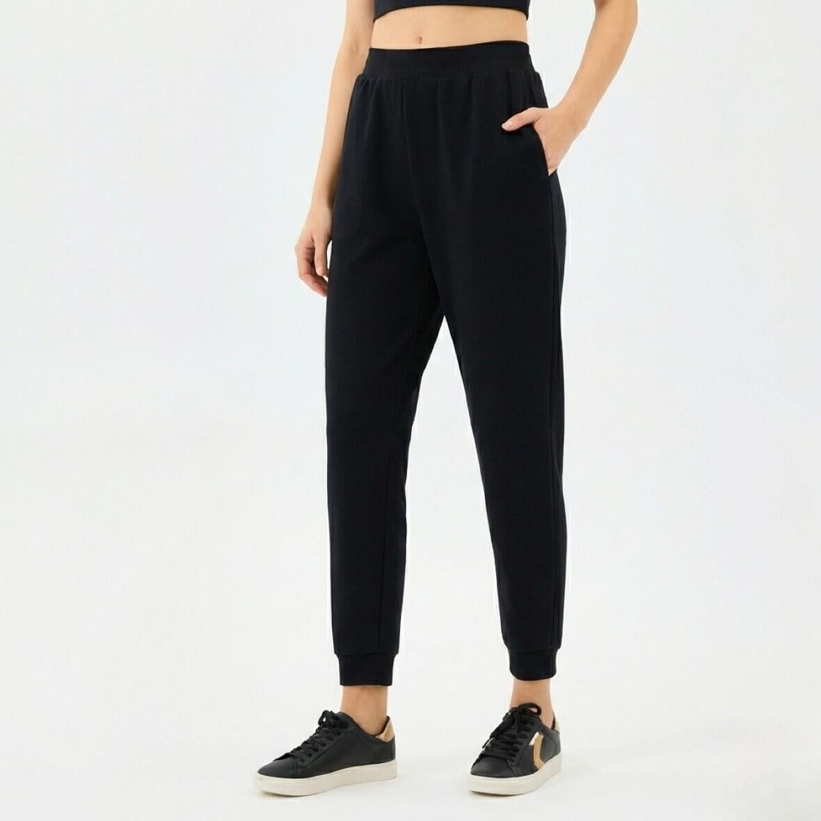 Skechers W Essential Jogger Sweatpant S2610002-3817 Kadın Eşofman Altı - Siyah
