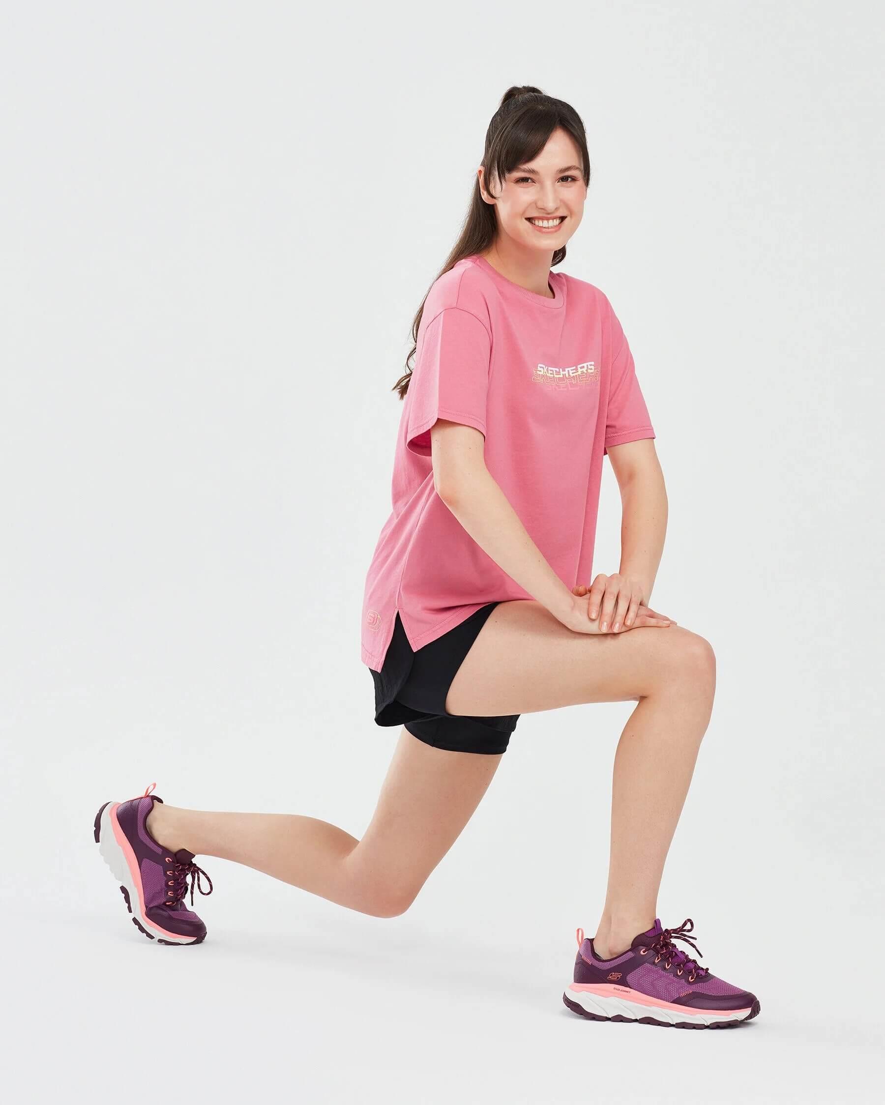Skechers W Graphic Tee Crew Neck S241199-590 Kadın T-shirt - Pembe
