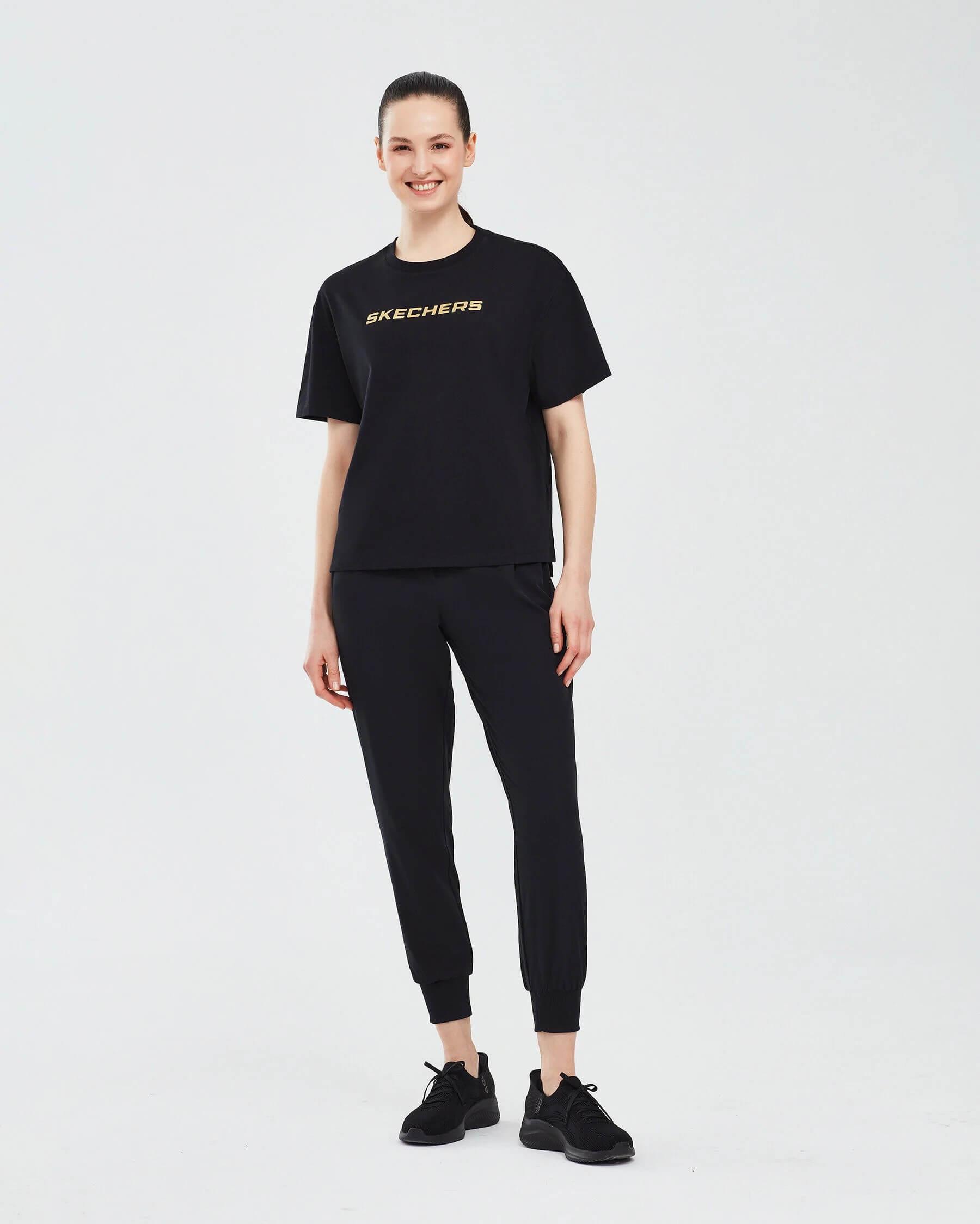 Skechers W Graphic Tee Loose Fit S241012-001 Kadın T-shirt - Siyah