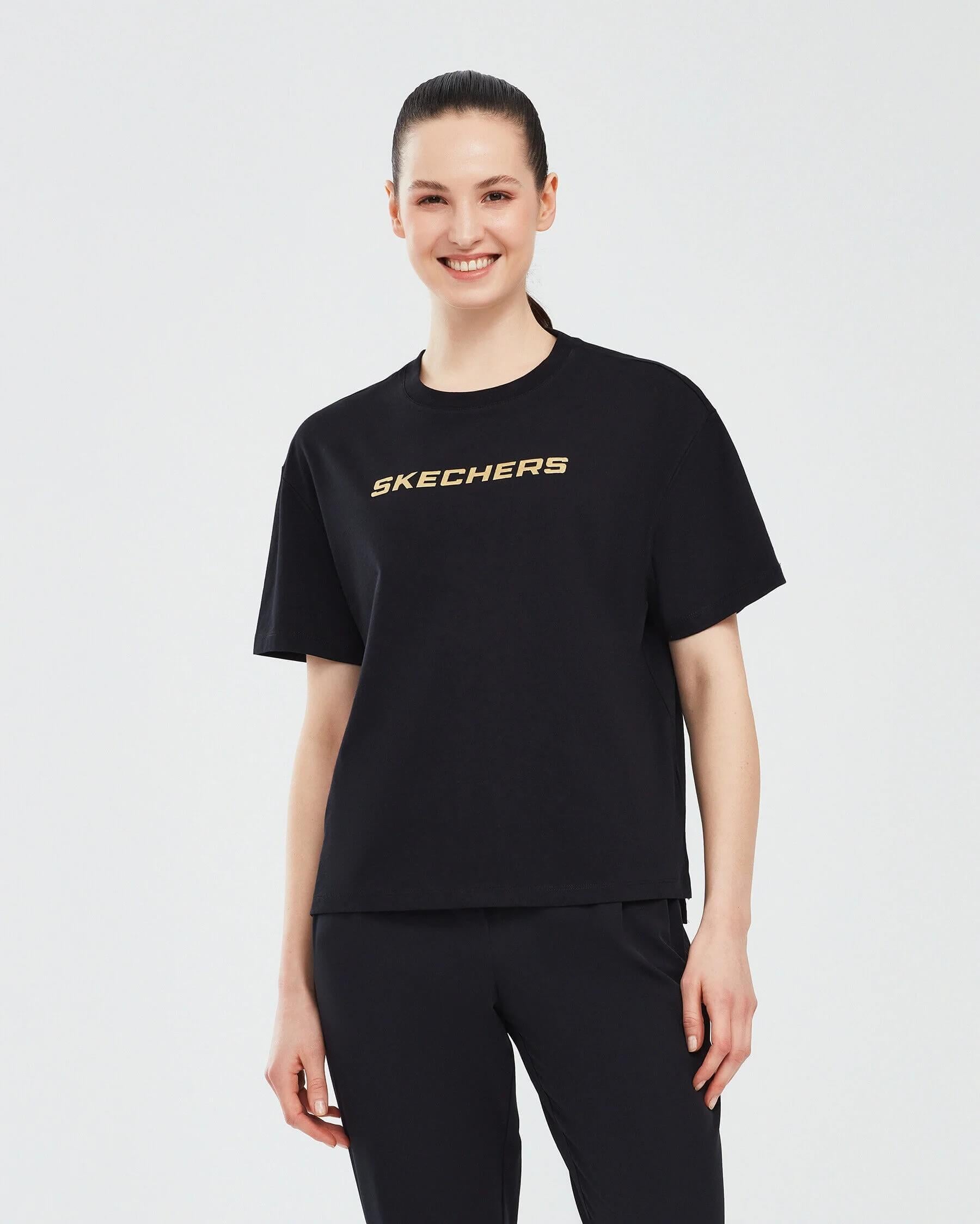 Skechers W Graphic Tee Loose Fit S241012-001 Kadın T-shirt - Siyah