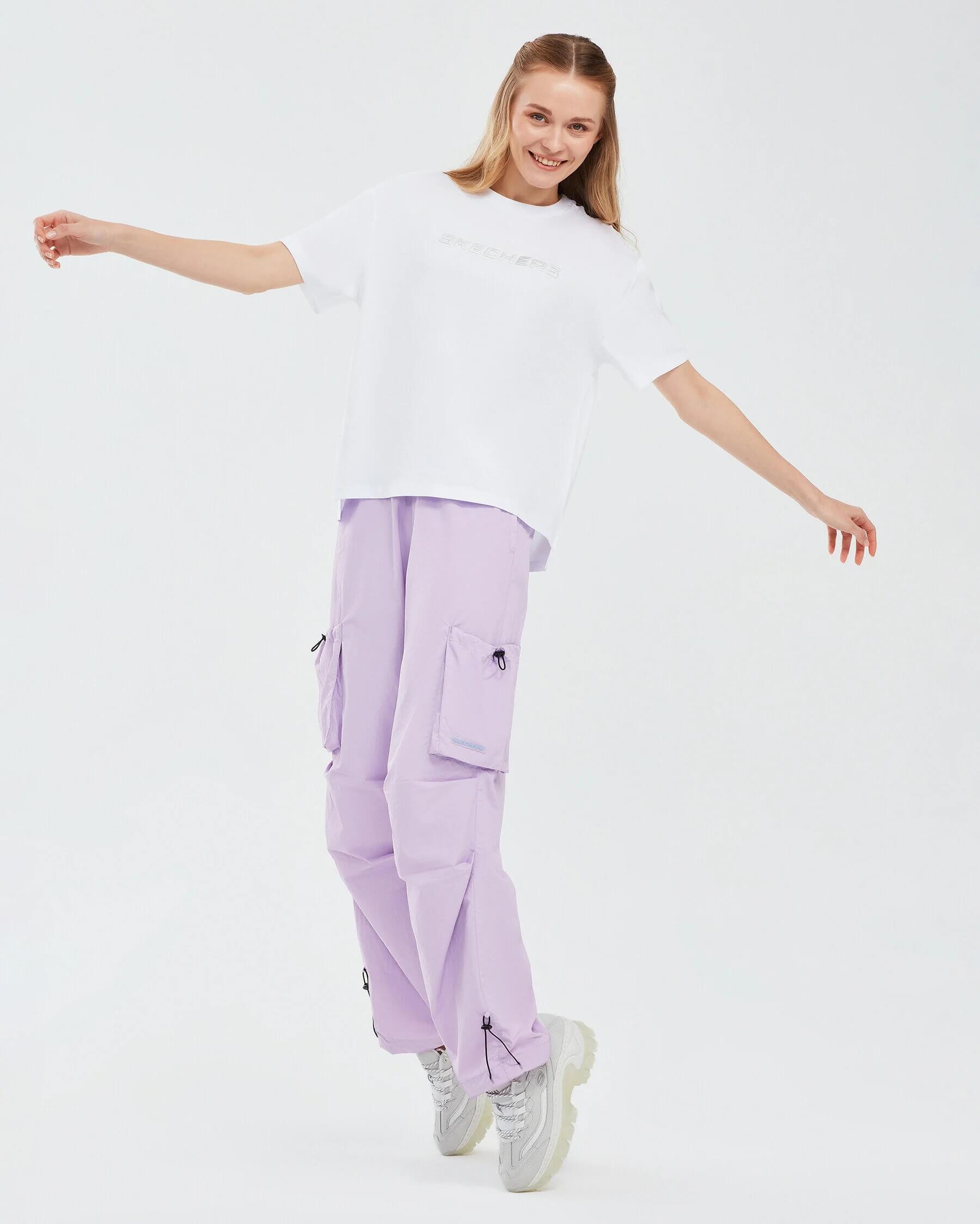Skechers W Graphic Tee Loose Fit S241012-100 Kadın T-shirt - Beyaz