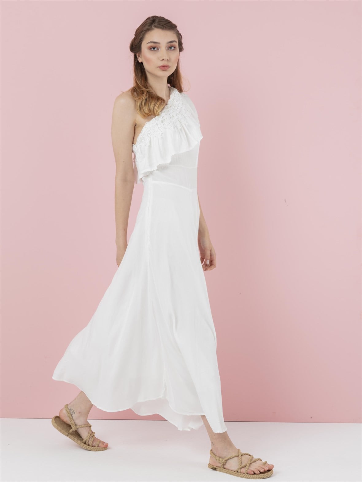 The Natural People Dantel Detaylı Fırfırlı Tek Omuz Elbise - Off White (Kırık Beyaz)