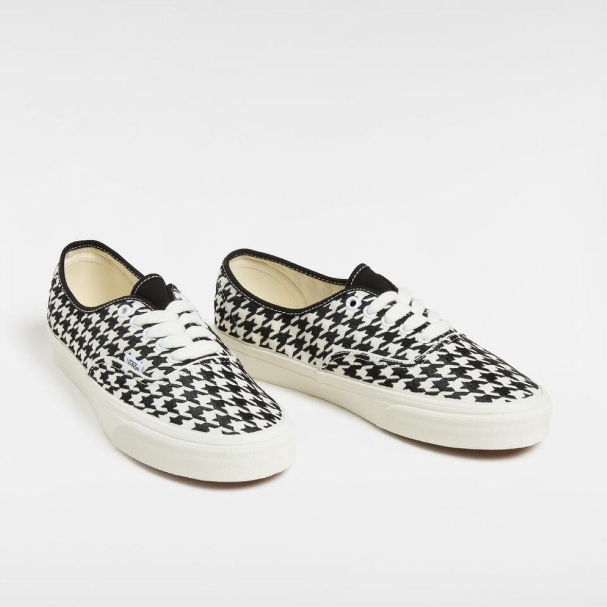 Vans Authentic Erkek Ayakkabı - Siyah / Beyaz