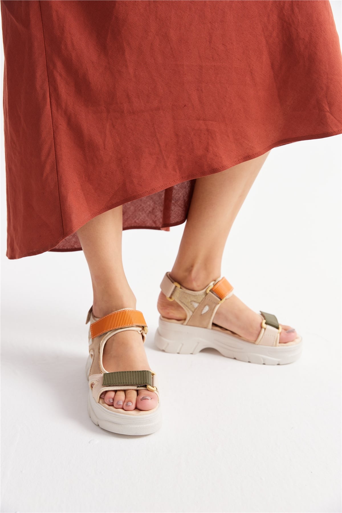 Dimple Kadın Spor Sandalet Bej Multi