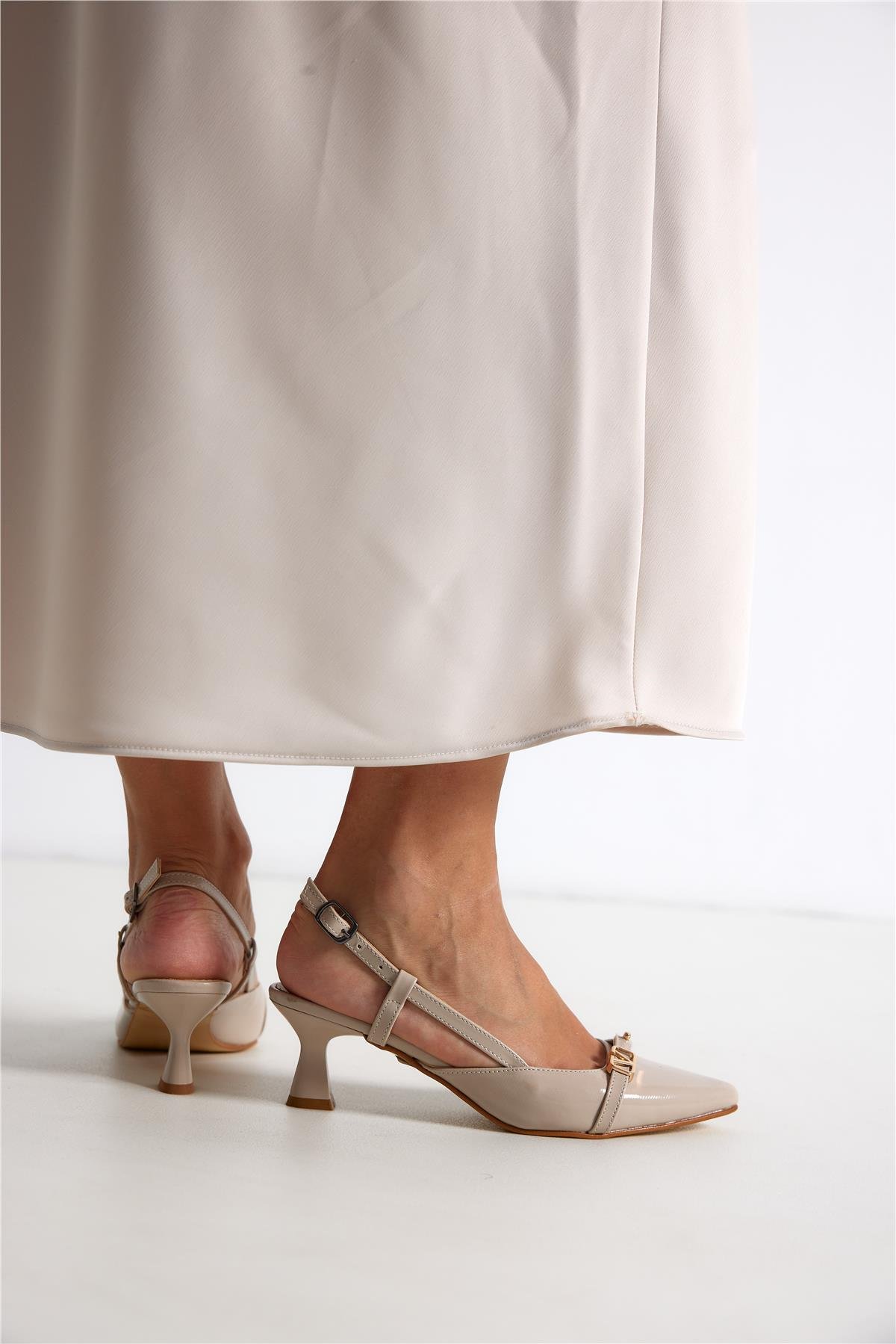 Nega Kadın Topuklu Ayakkabı Ten Rugan