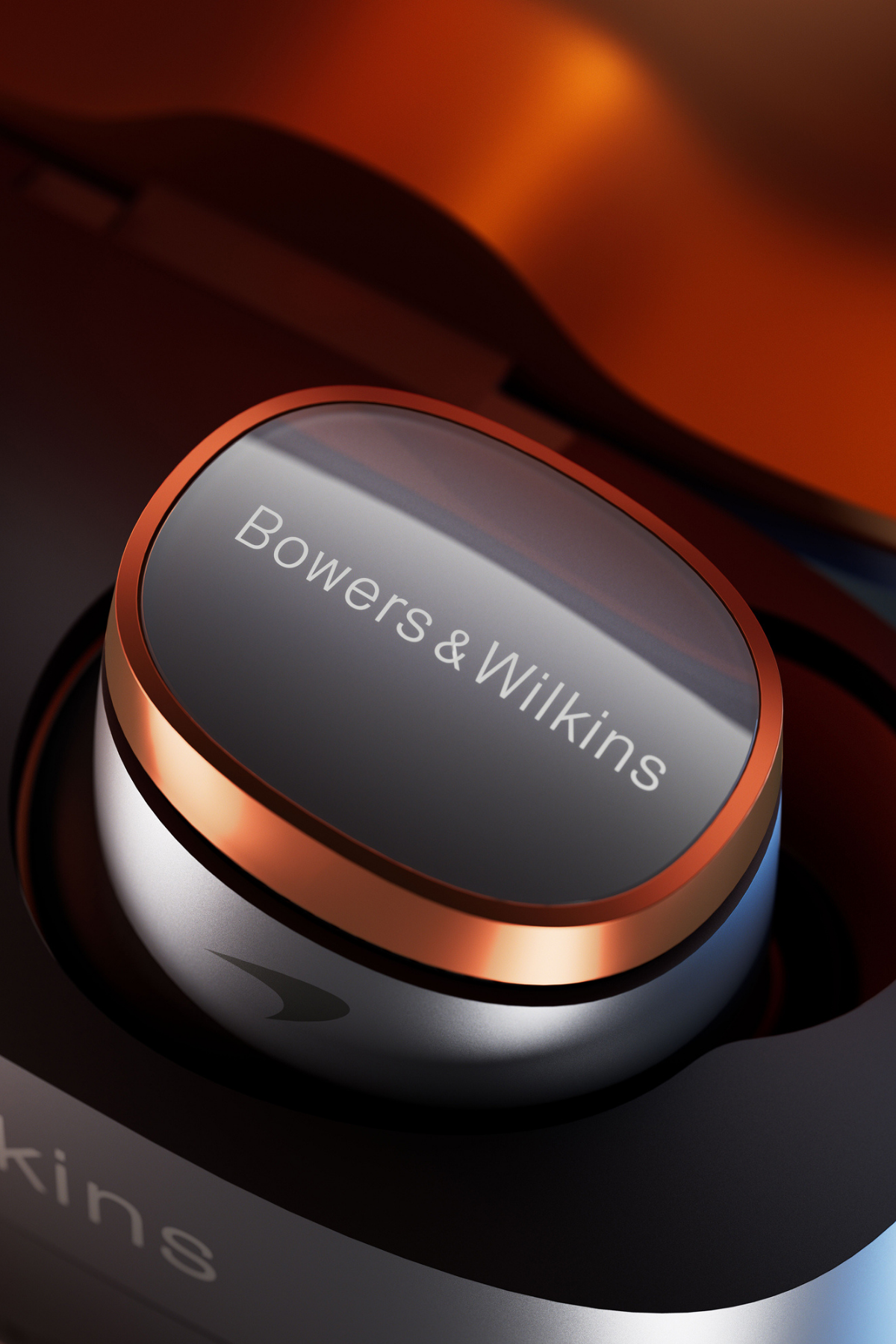 Bowers & Wilkins Pi8 McLaren Sürümü Kulaklık