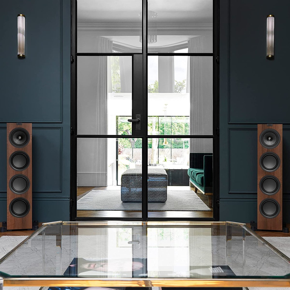 Kef Q550 Walnut Kule Hoparlör