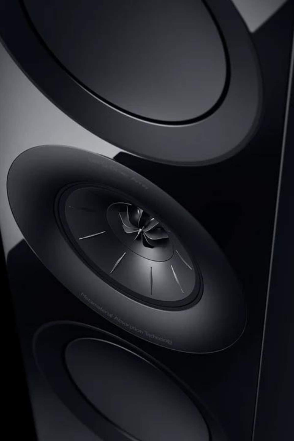 Kef R11 Meta Siyah Hi-Fi Kule Hoparlör