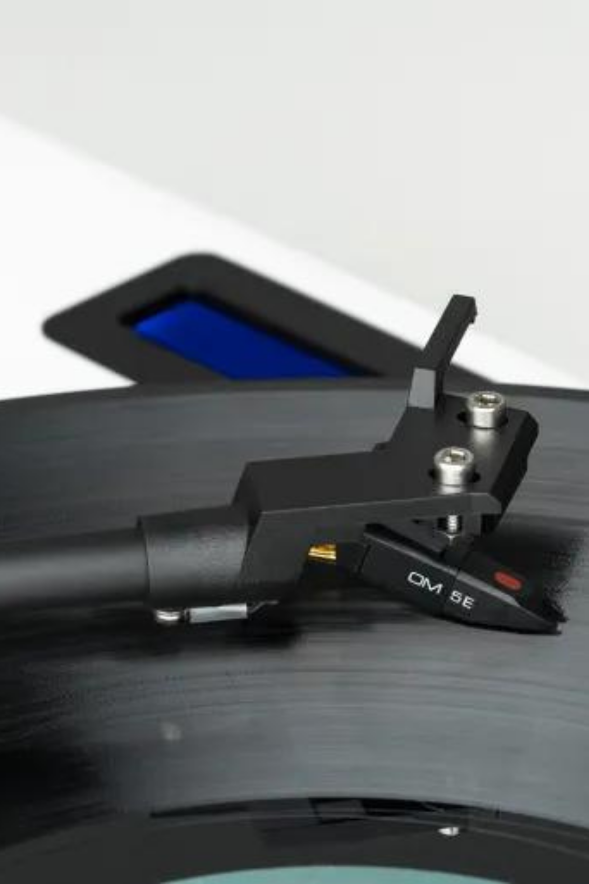 Pro-Ject Audio Juke Box E1 Kırmızı HiFi Bluetooth Pikap-Hoparlör Seti