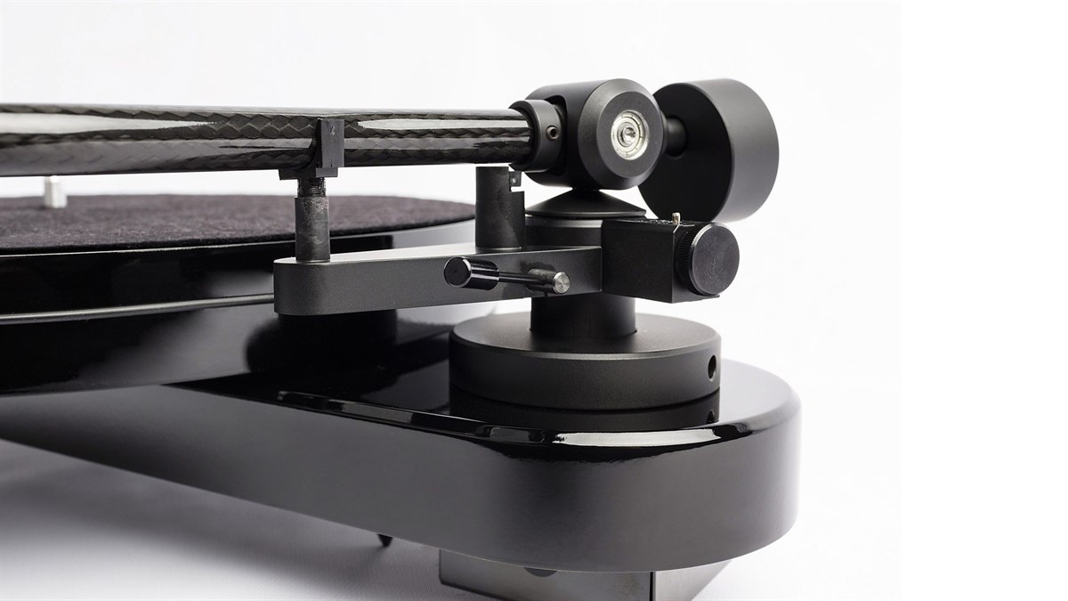 Pro-Ject Audio RPM 1 Carbon 2M Red İğneli  Siyah Pikap