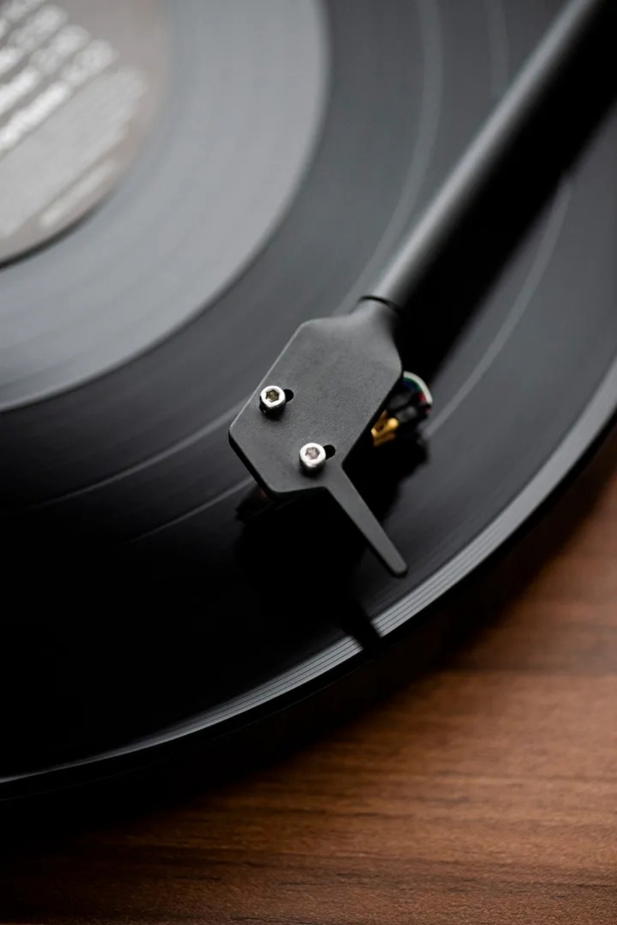 Pro-Ject E1 Phono Pre-Amfili Pikap High Gloss Black