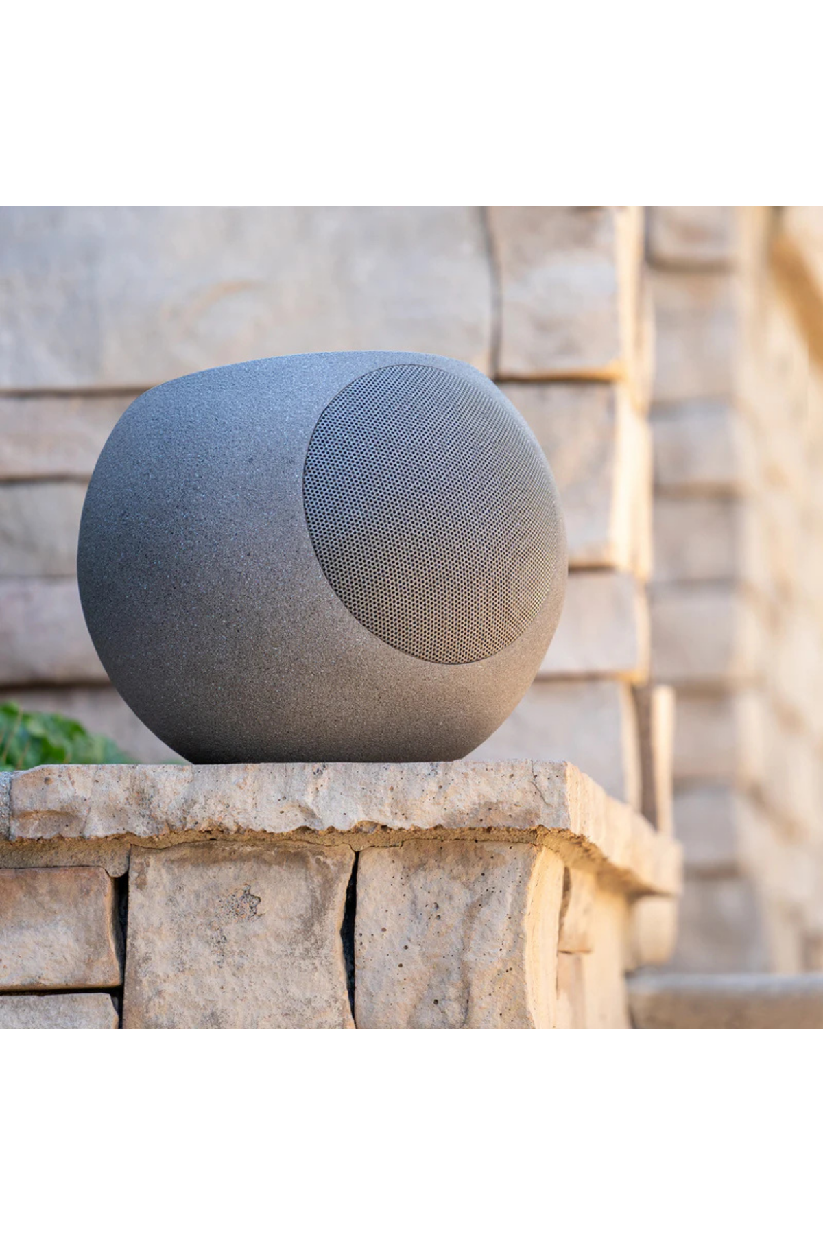 Victrola Zen Bluetooth Dış Mekan Kaya Hoparlör Stone