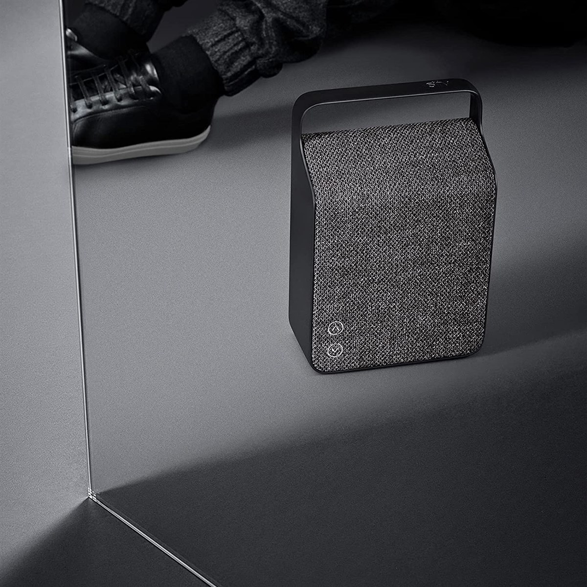 Vifa Oslo Slate Black Taşınabilir Bluetooth Hoparlör