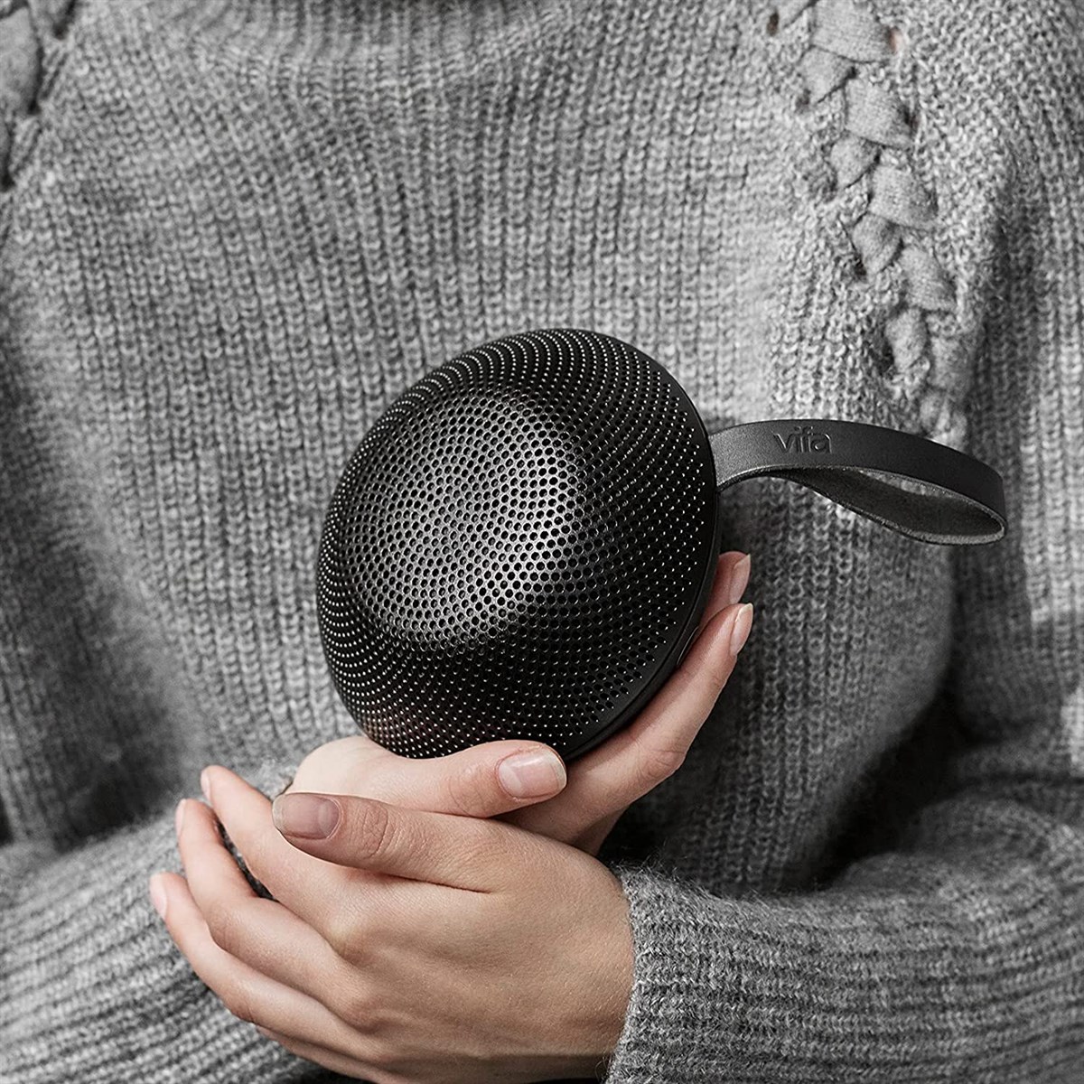 Vifa Reykjavik LavaStone Black Taşınabilir Bluetooth Hoparlör