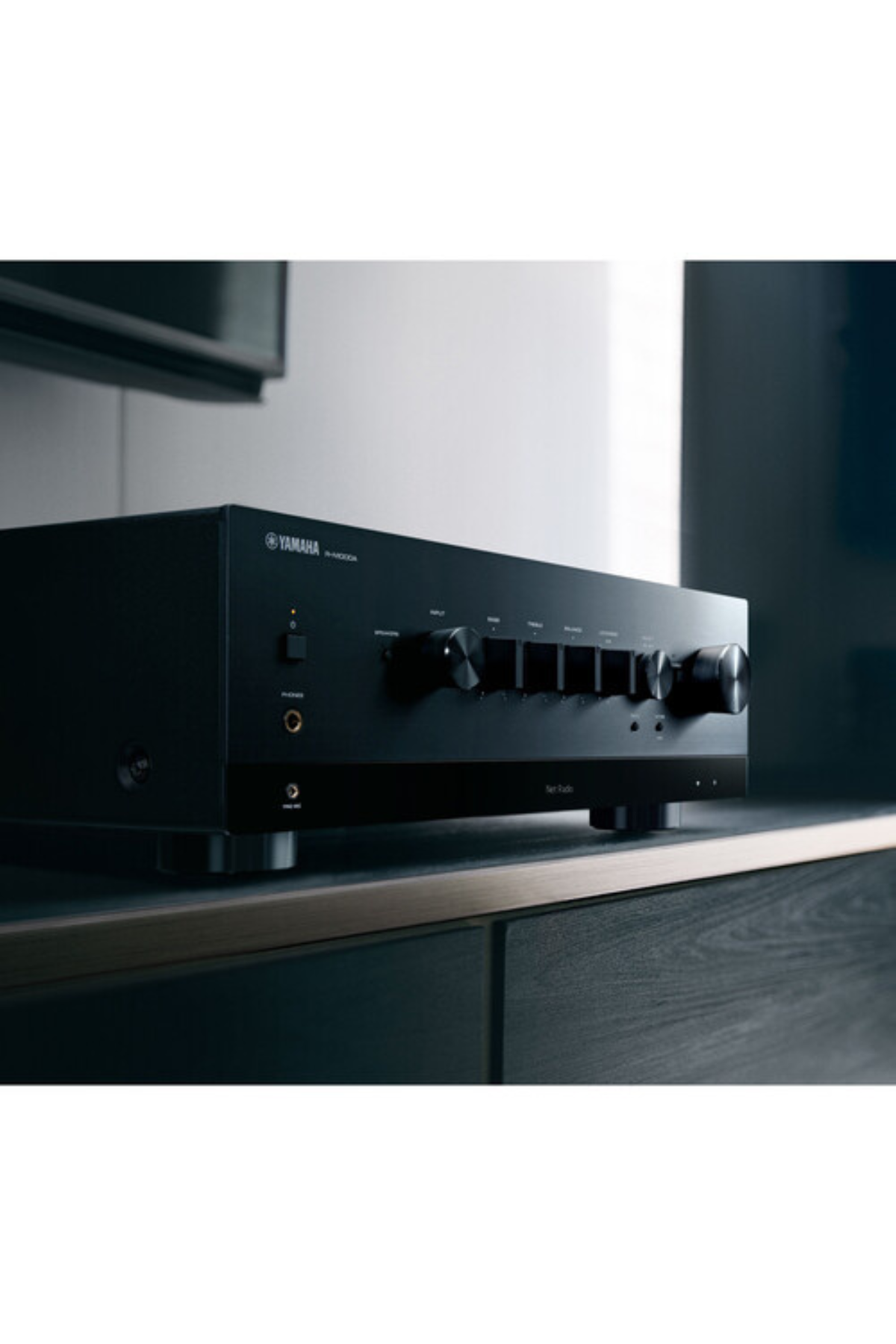 Yamaha R-N1000A 2.1 Kanal Network A/V Amplifikatör Siyah