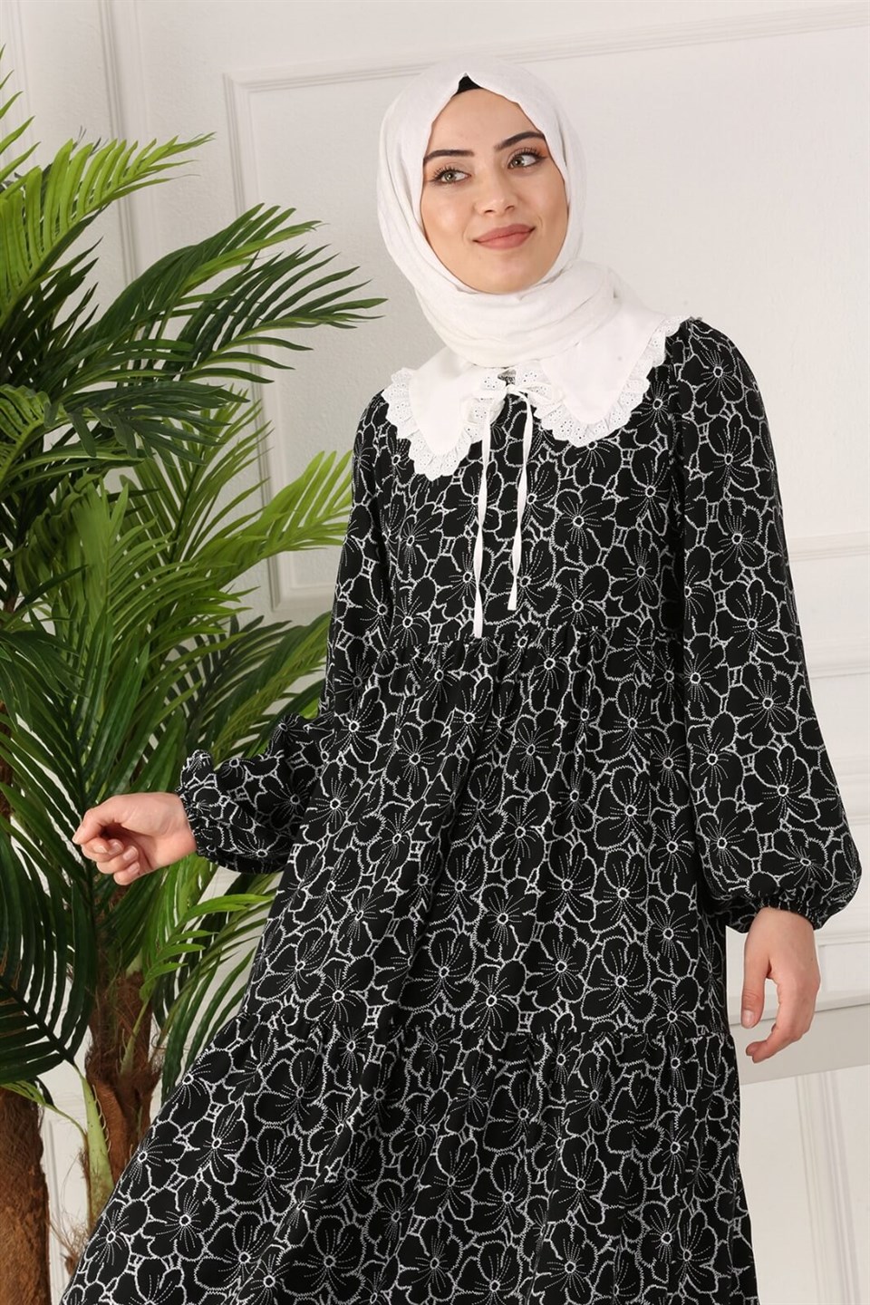 Bebe Yaka Çiçekli Tesettür Elbise 10324 Siyah