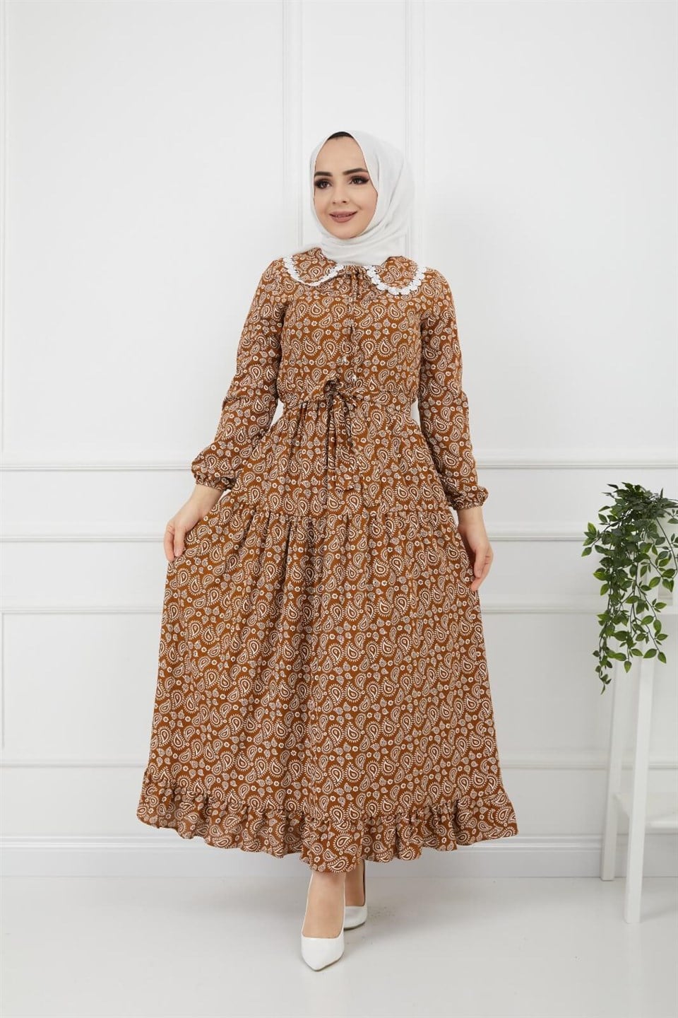 Bebe Yaka Kuşaklı Tesettür Elbise 5001 Taba