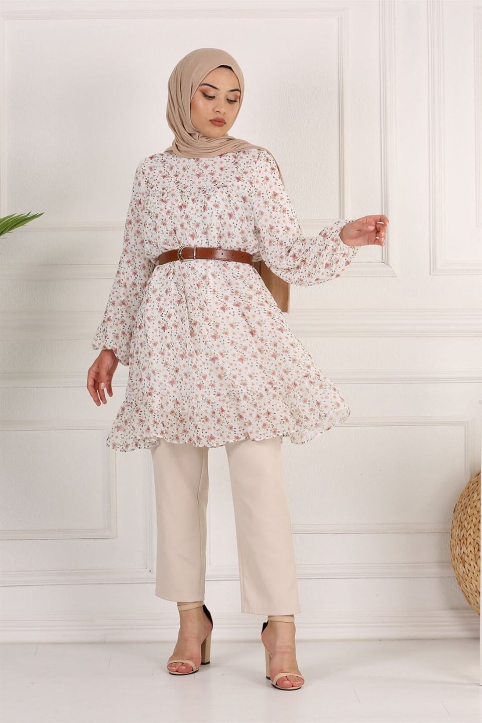 Çiçek Desenli Şifon Tesettür Tunik 10264 Ekru