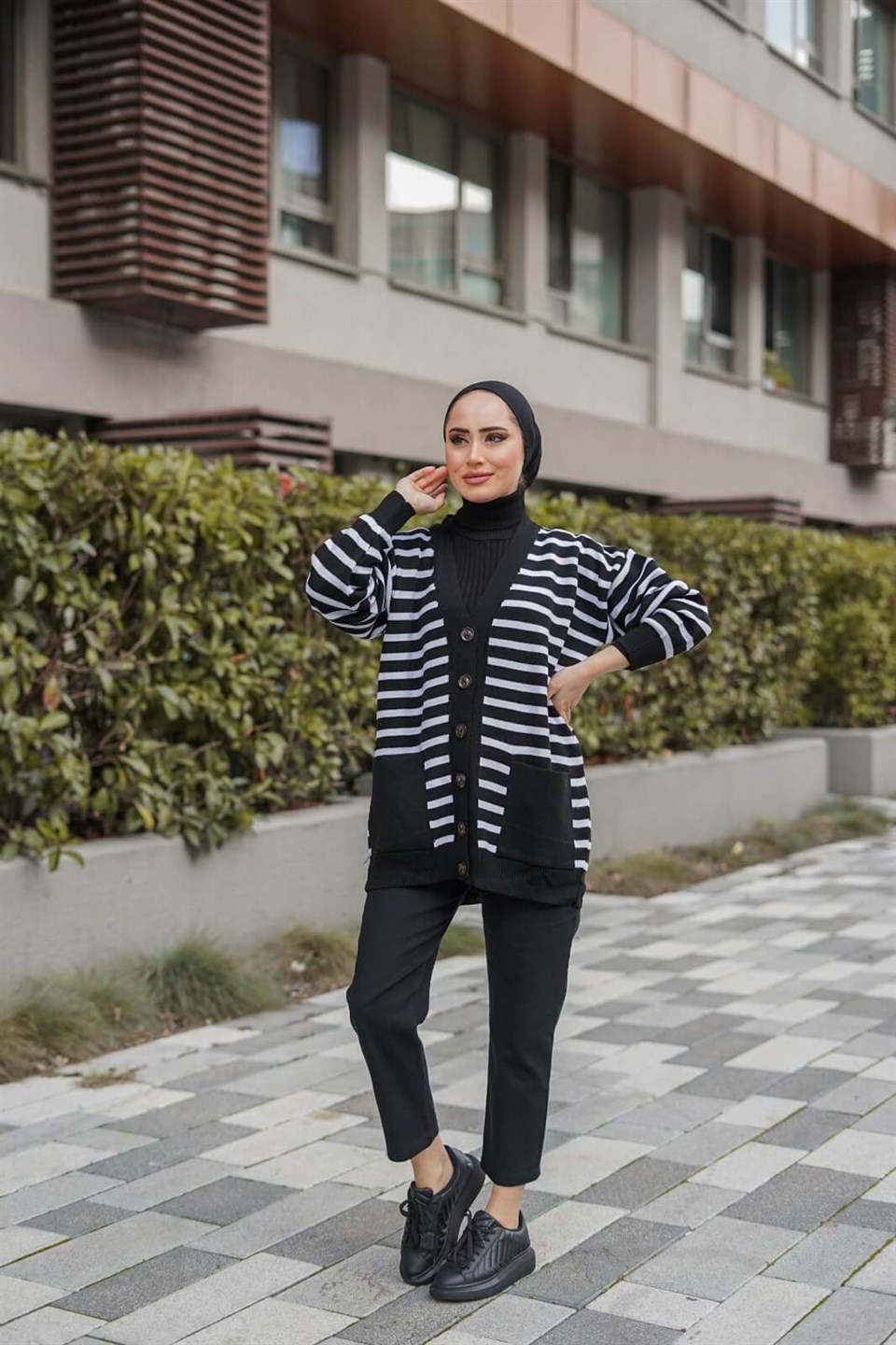 Çizgili Desen Triko Hırka 8896 Siyah